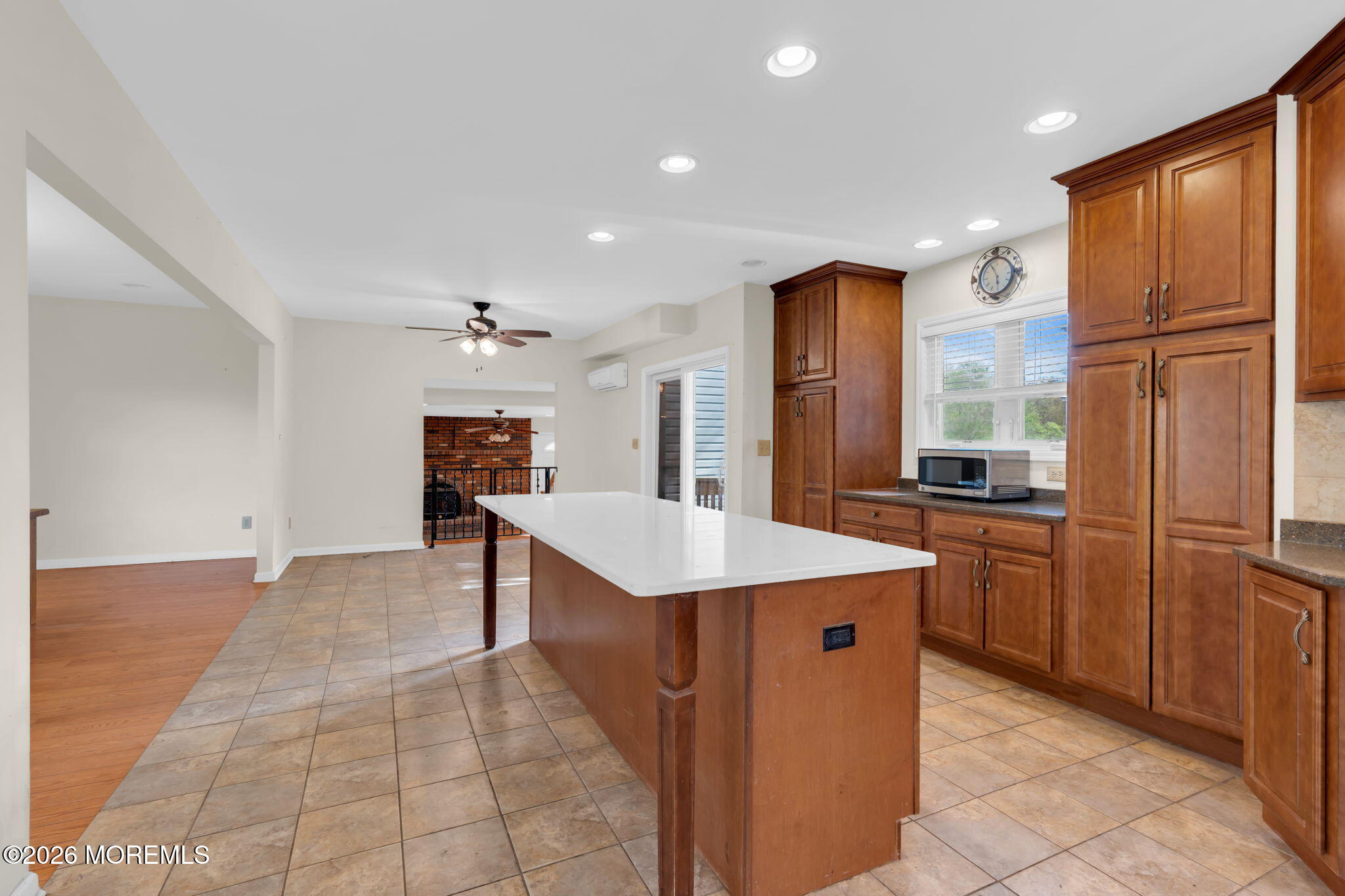 Manalapan, New Jersey, 07726, United States, 4 Bedrooms Bedrooms, ,3 BathroomsBathrooms,Residential,Active,2043801