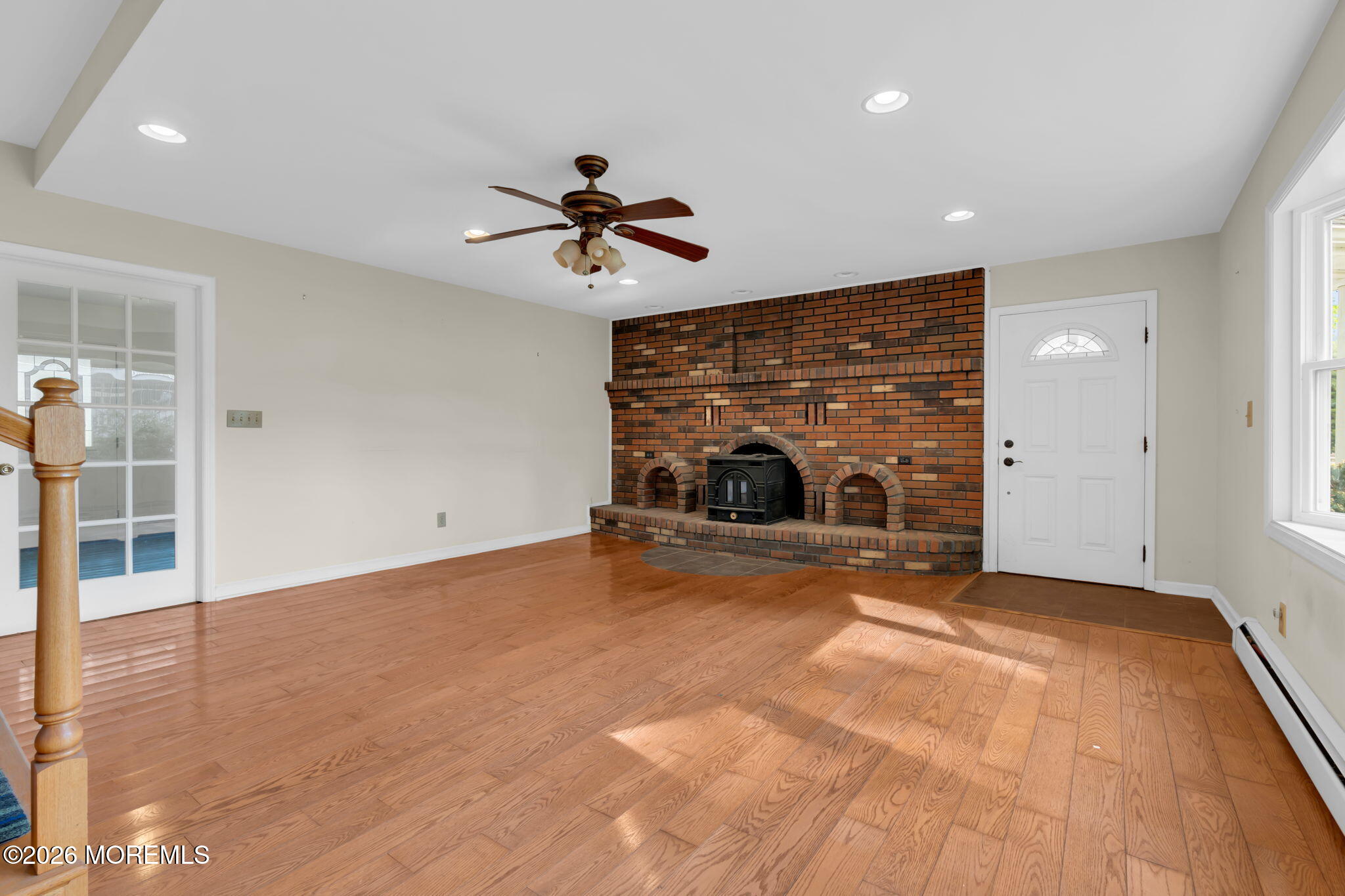 Manalapan, New Jersey, 07726, United States, 4 Bedrooms Bedrooms, ,3 BathroomsBathrooms,Residential,Active,2043801