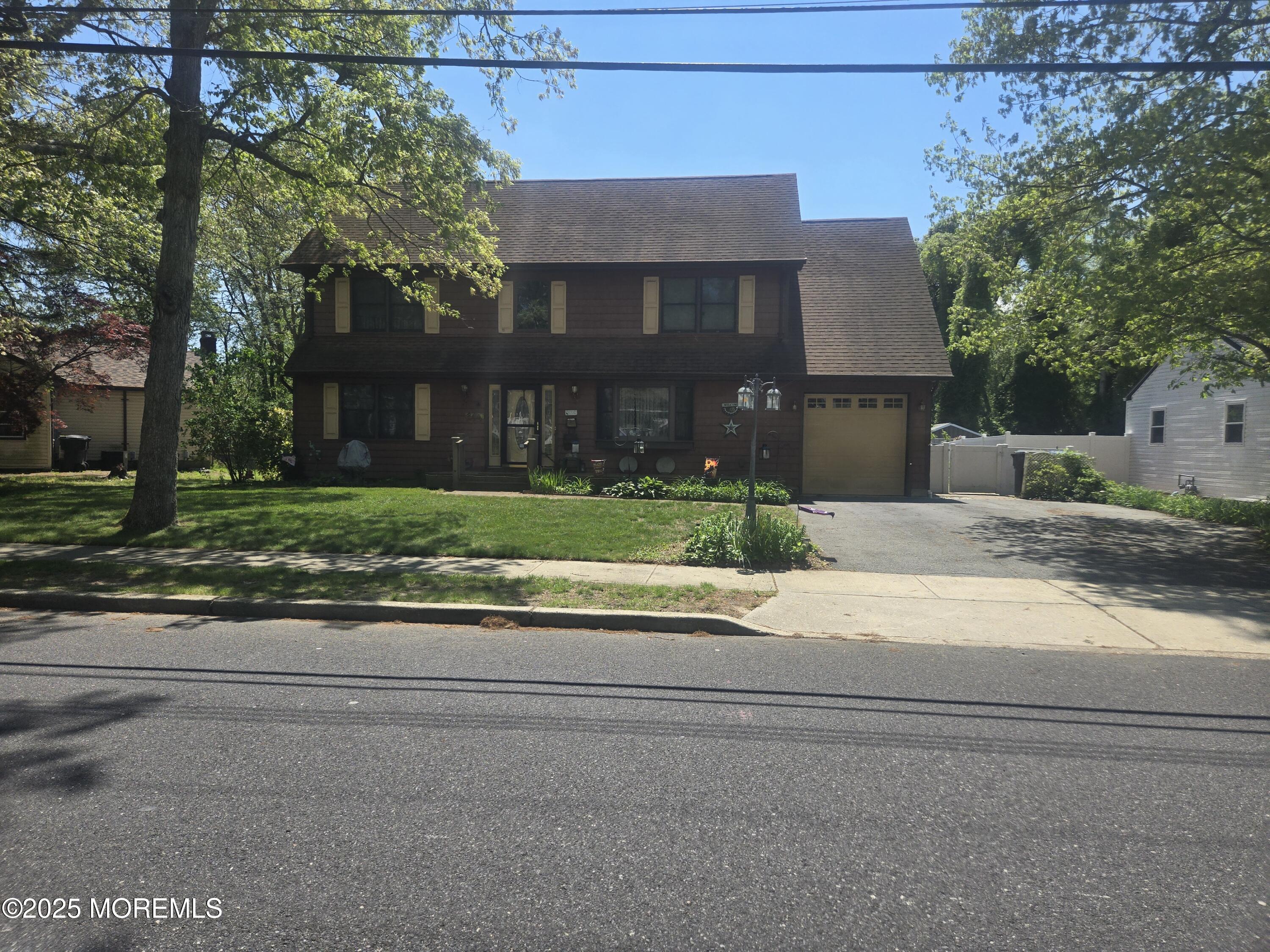804 Brookside Drive, Toms River, New Jersey image 2