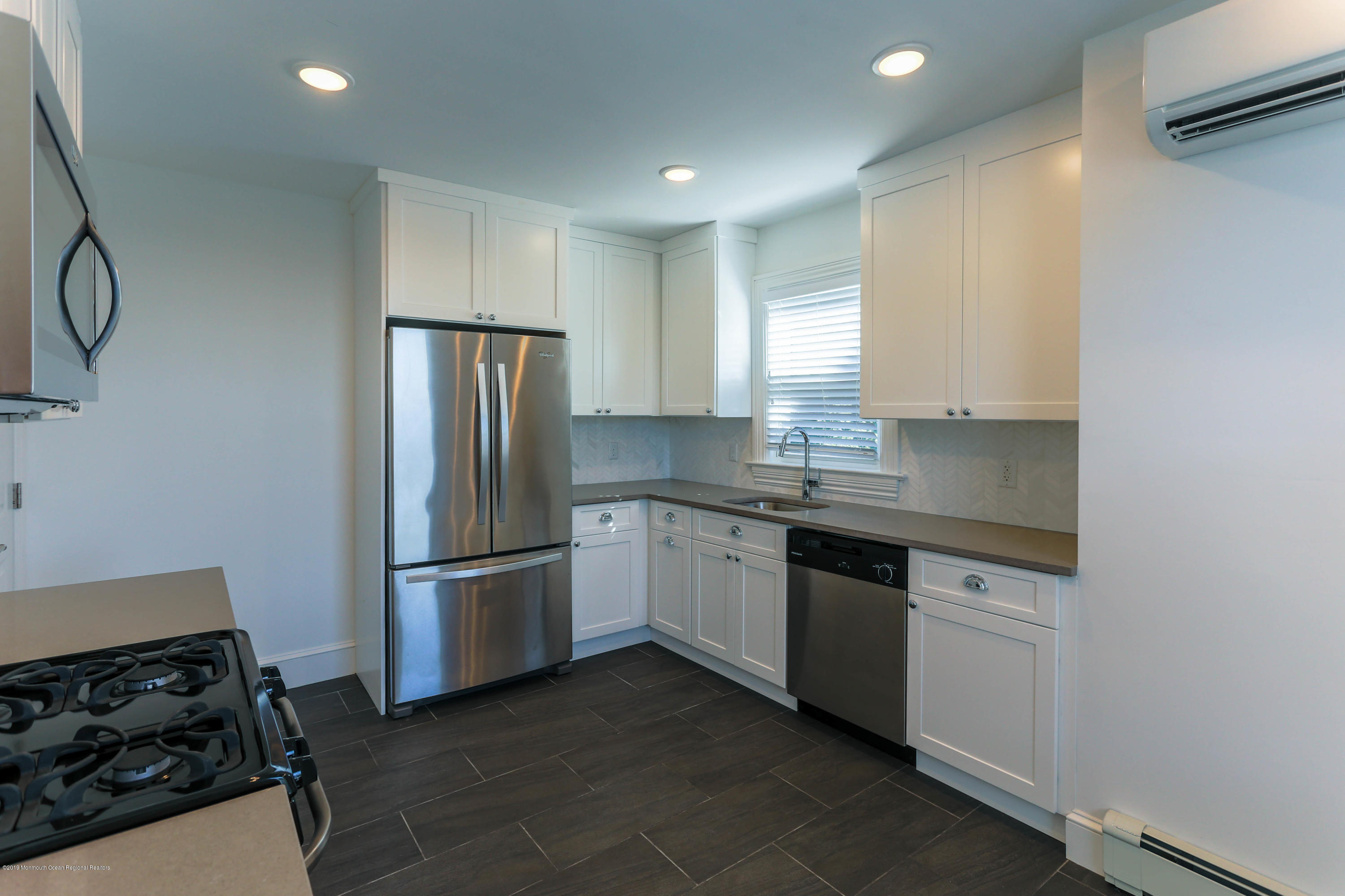 35 Ocean Boulevard 4