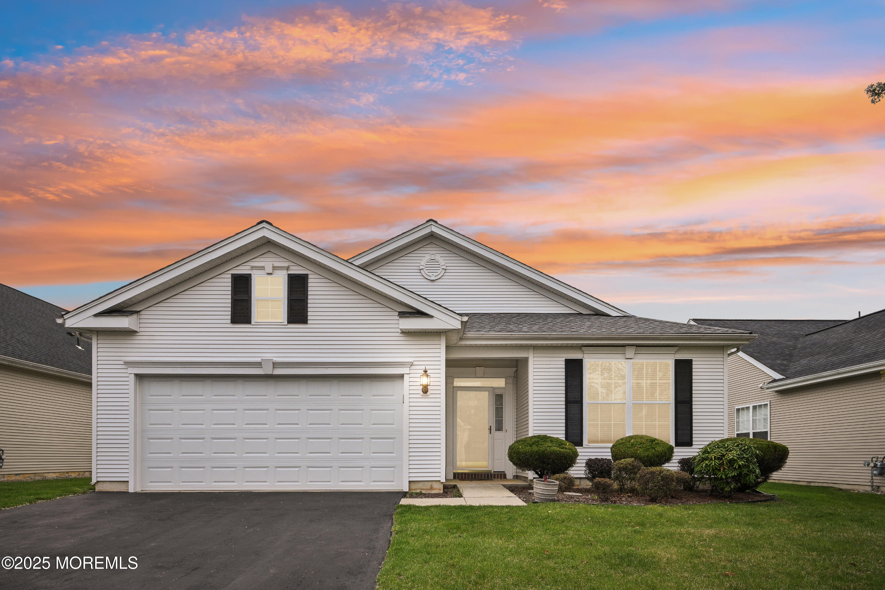 163 Minuteman Circle, Allentown, New Jersey image 3