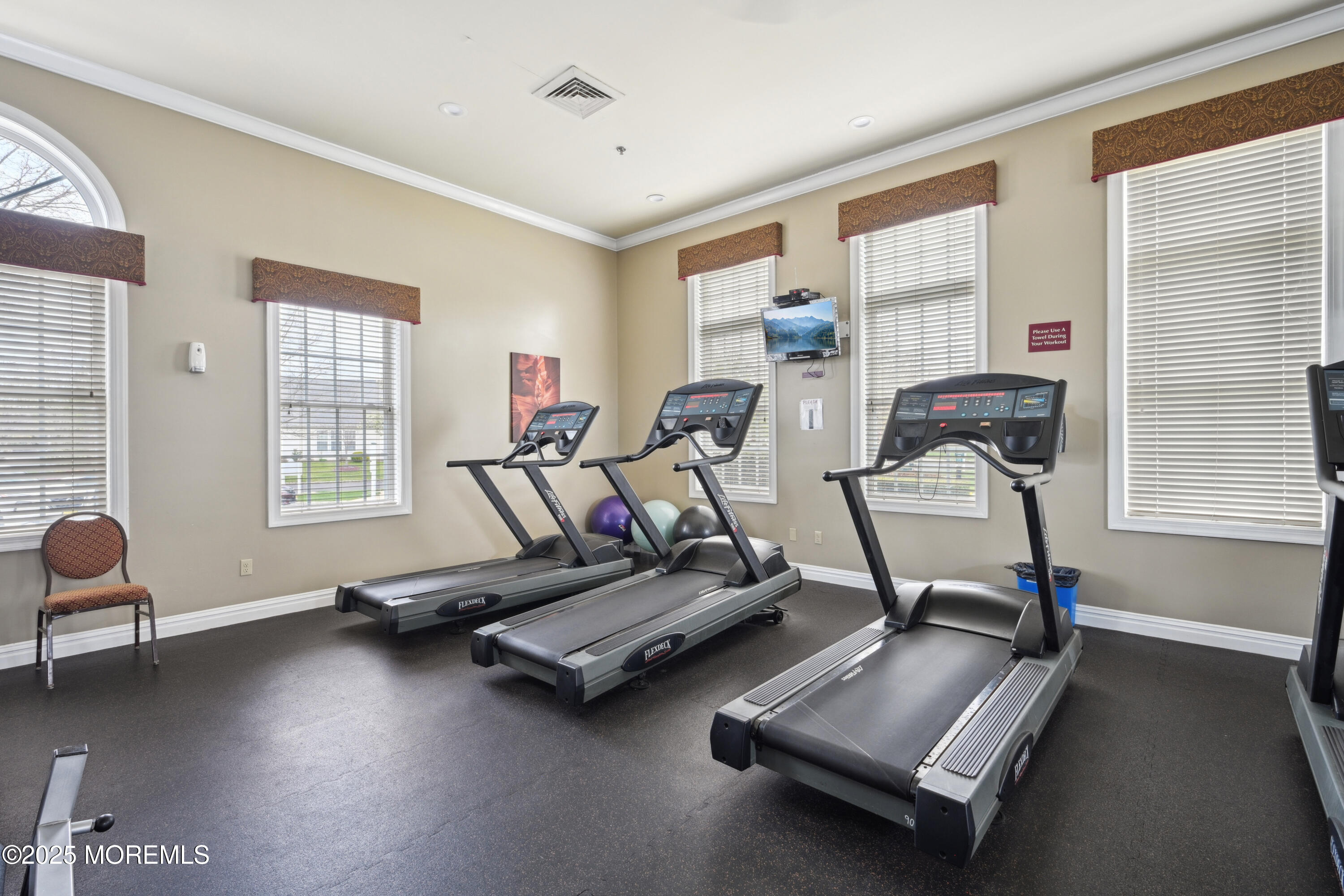 163 Minuteman Circle, Allentown, New Jersey image 46