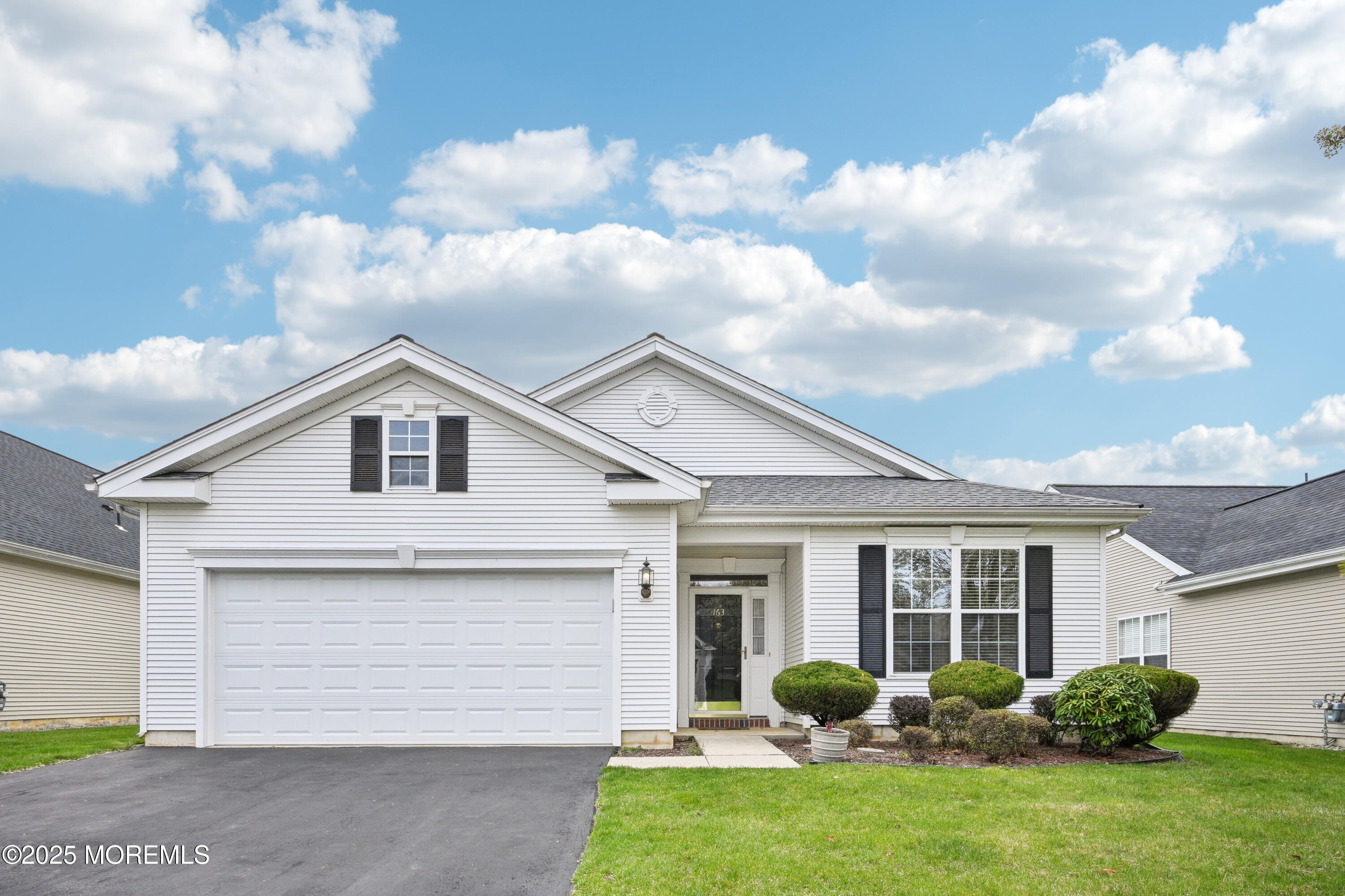 163 Minuteman Circle, Allentown, New Jersey image 2