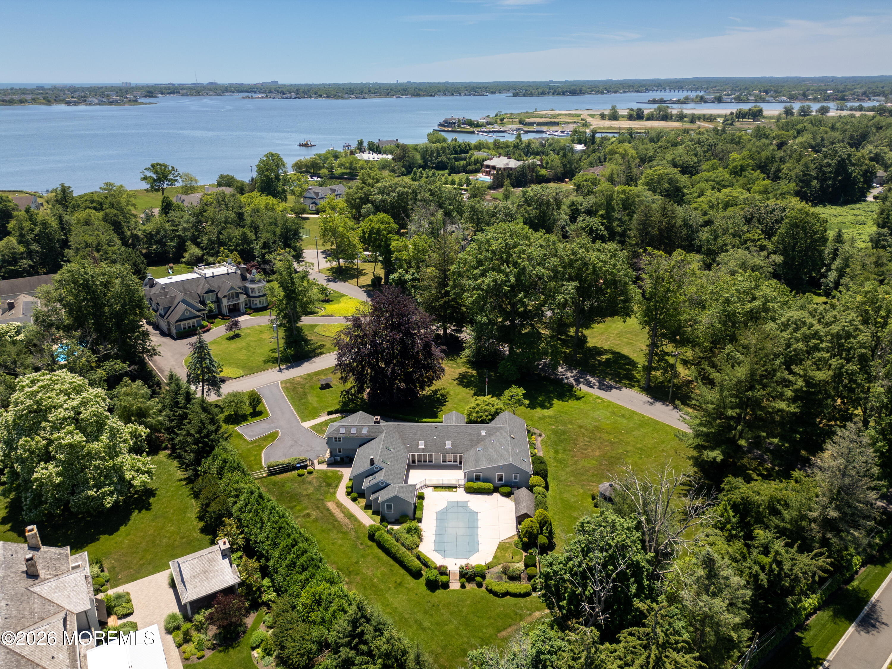17 Sailers Way