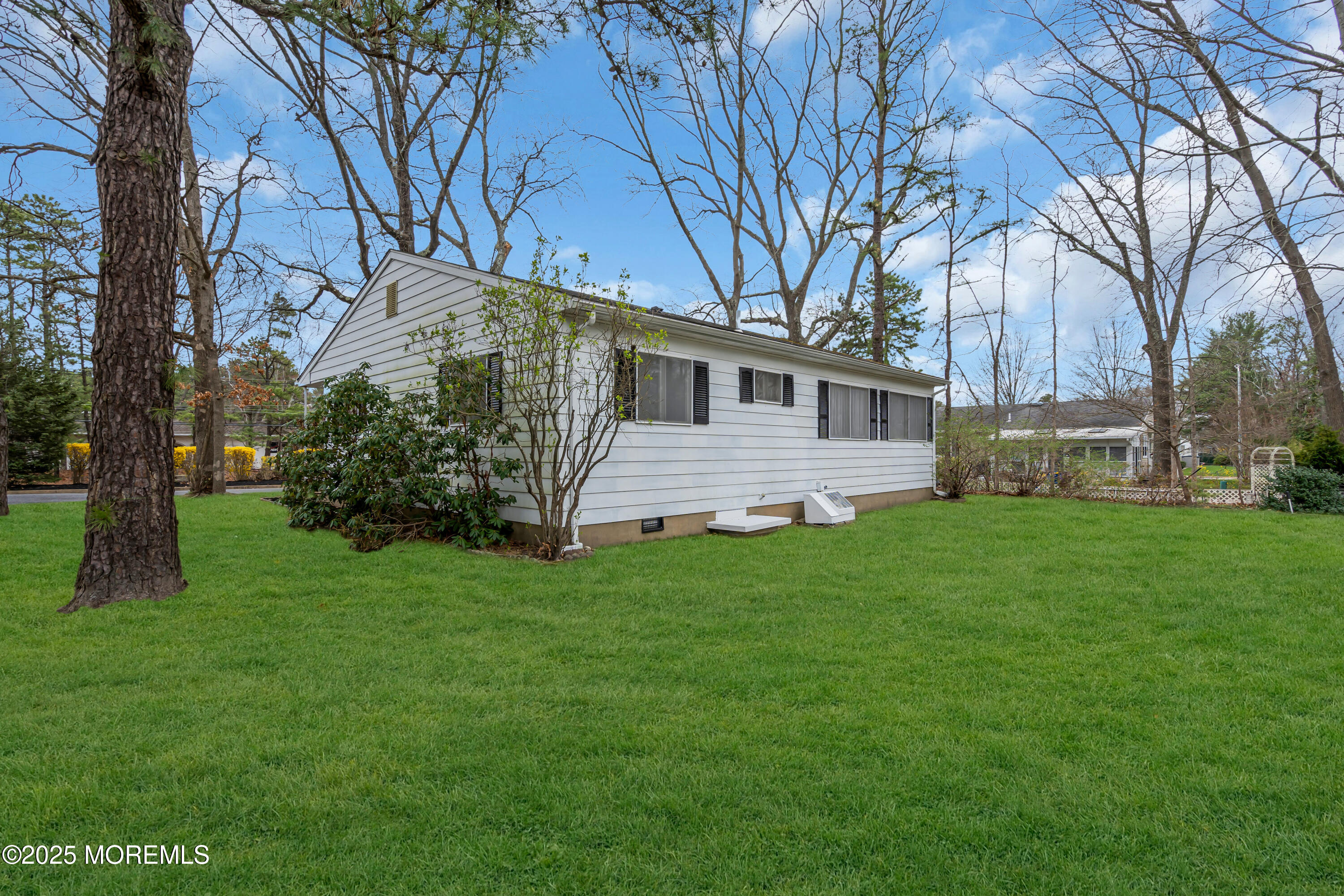 4 Washington Lane, Whiting, New Jersey image 24