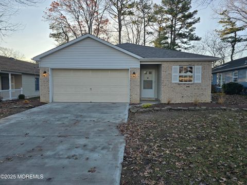 1493 Forelle Lane Toms River NJ 08755