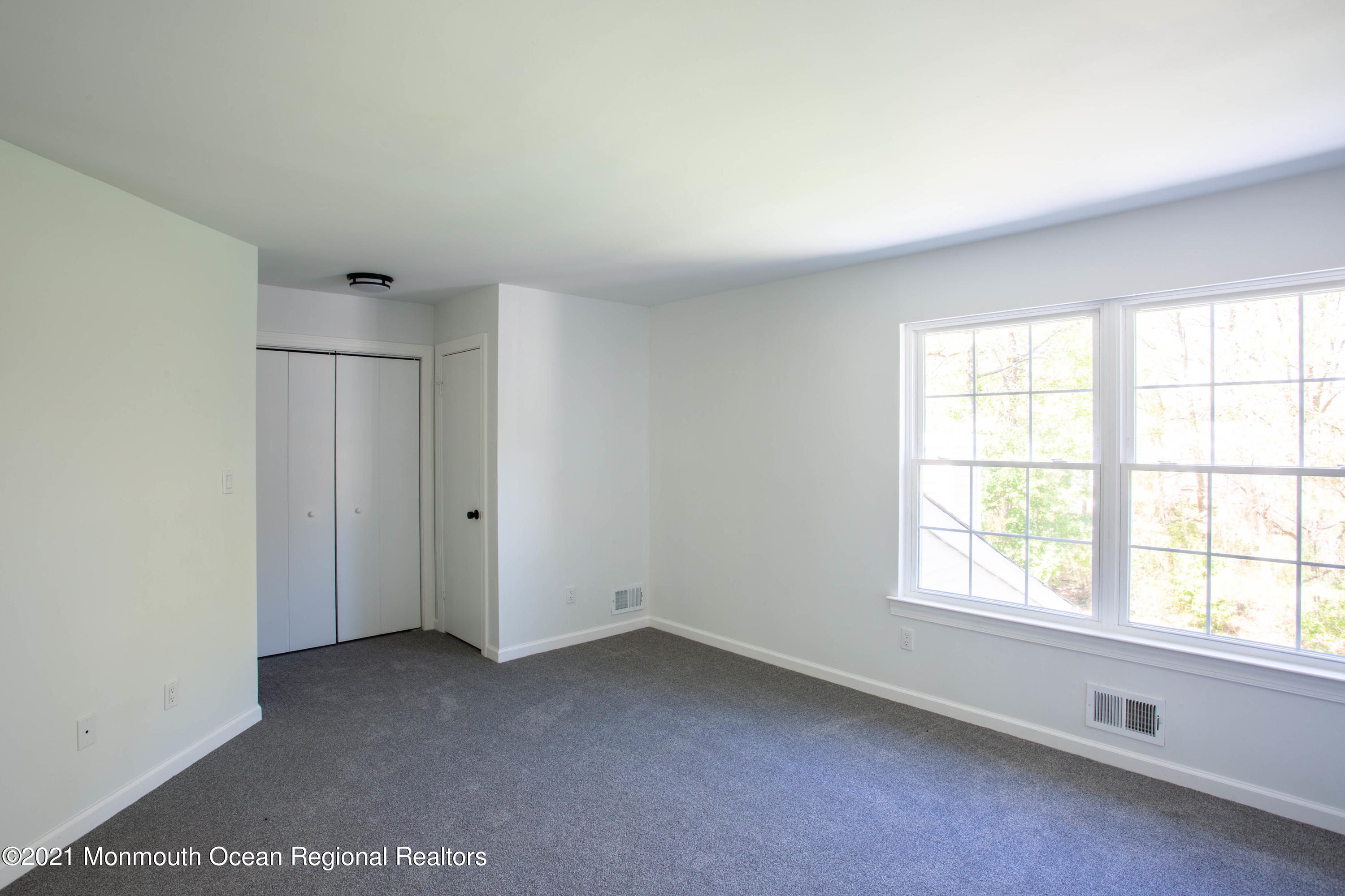 21 Karen Drive, Tinton Falls, New Jersey image 8