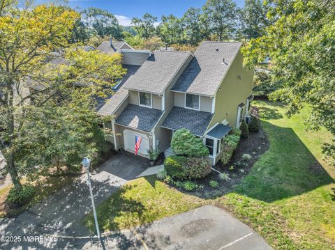 Photo of 646 Ridgeview Court #646, Toms River, NJ 08753 (MLS # 22531483)
