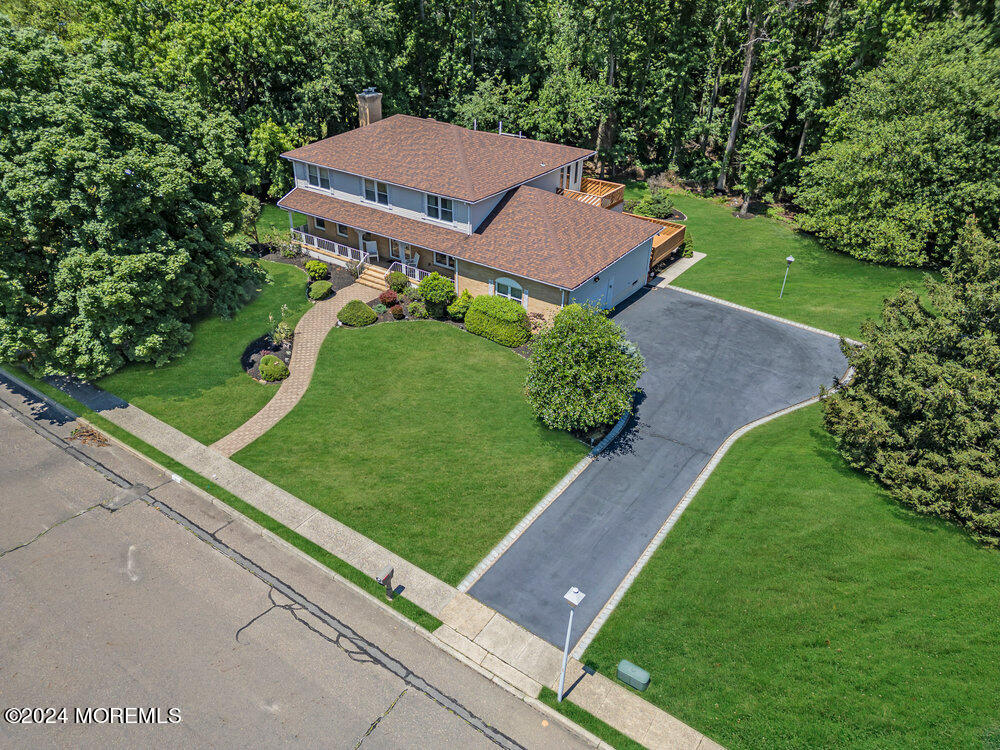 Photo 75 of 85 of 5 Northwoods Road house