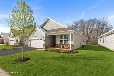 54 Churchill Boulevard, New Egypt, NJ 08533 - #: 22602015