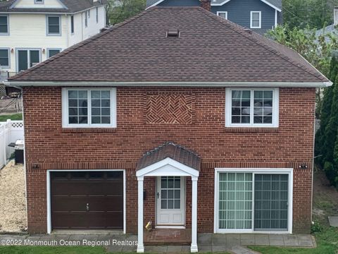 Multifamily For Rent - 515 Monmouth Avenue #REAR<br/> Bradley Beach, NJ 07720