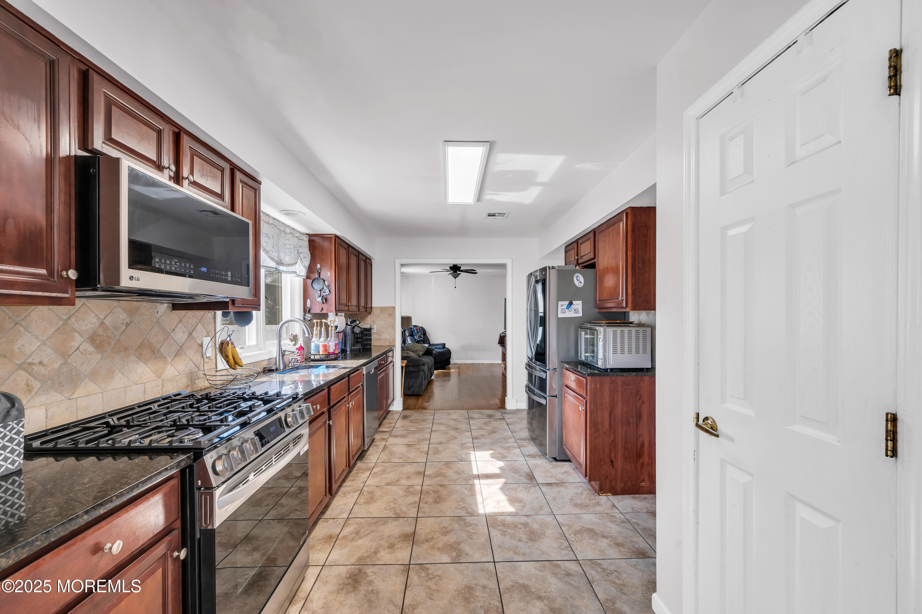 735 Downey Avenue, Brick, New Jersey image 8