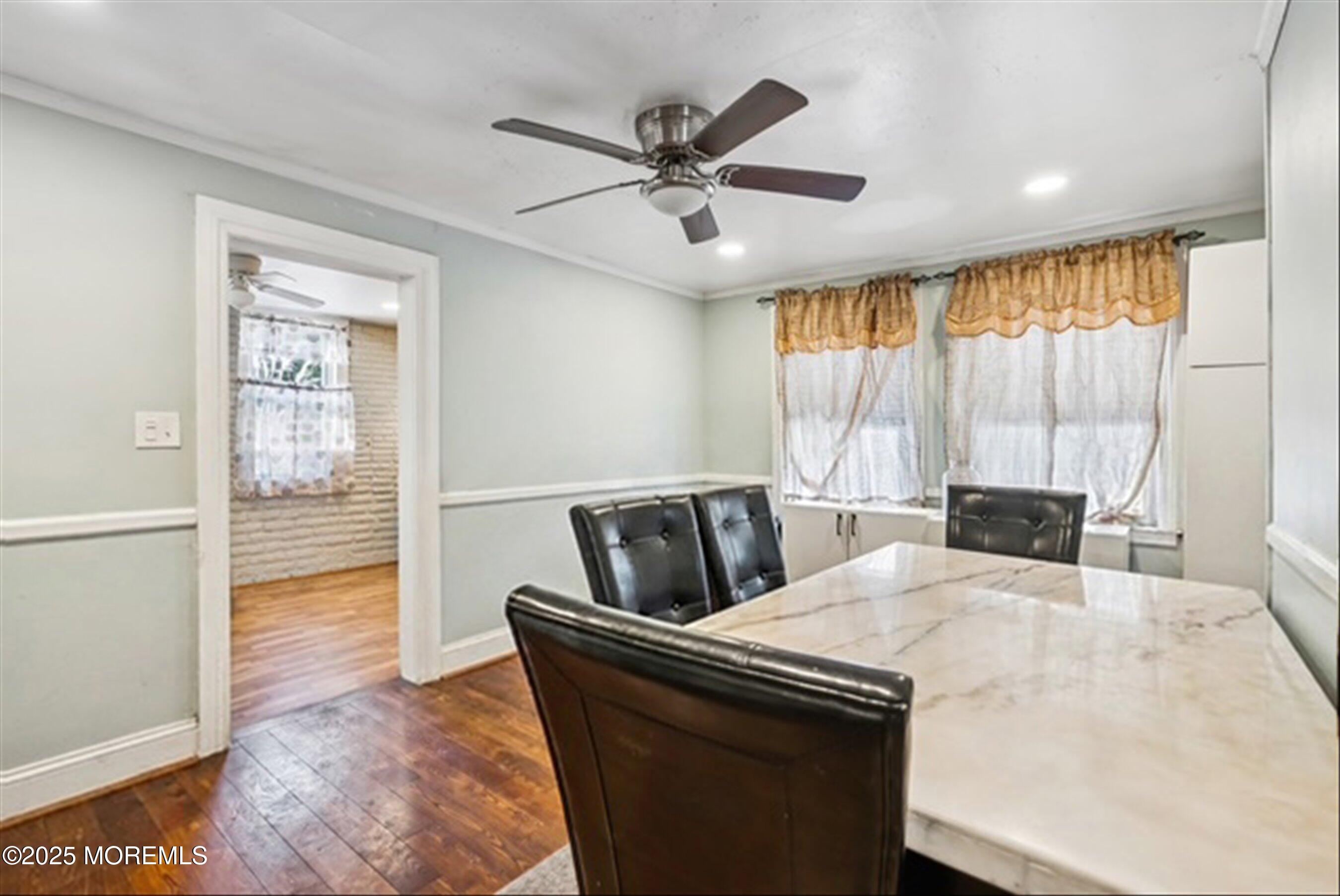 1005 NE Emory Street