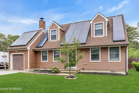 212 Gladstone Street, Manchester, NJ 08759 - MLS#: 22513370