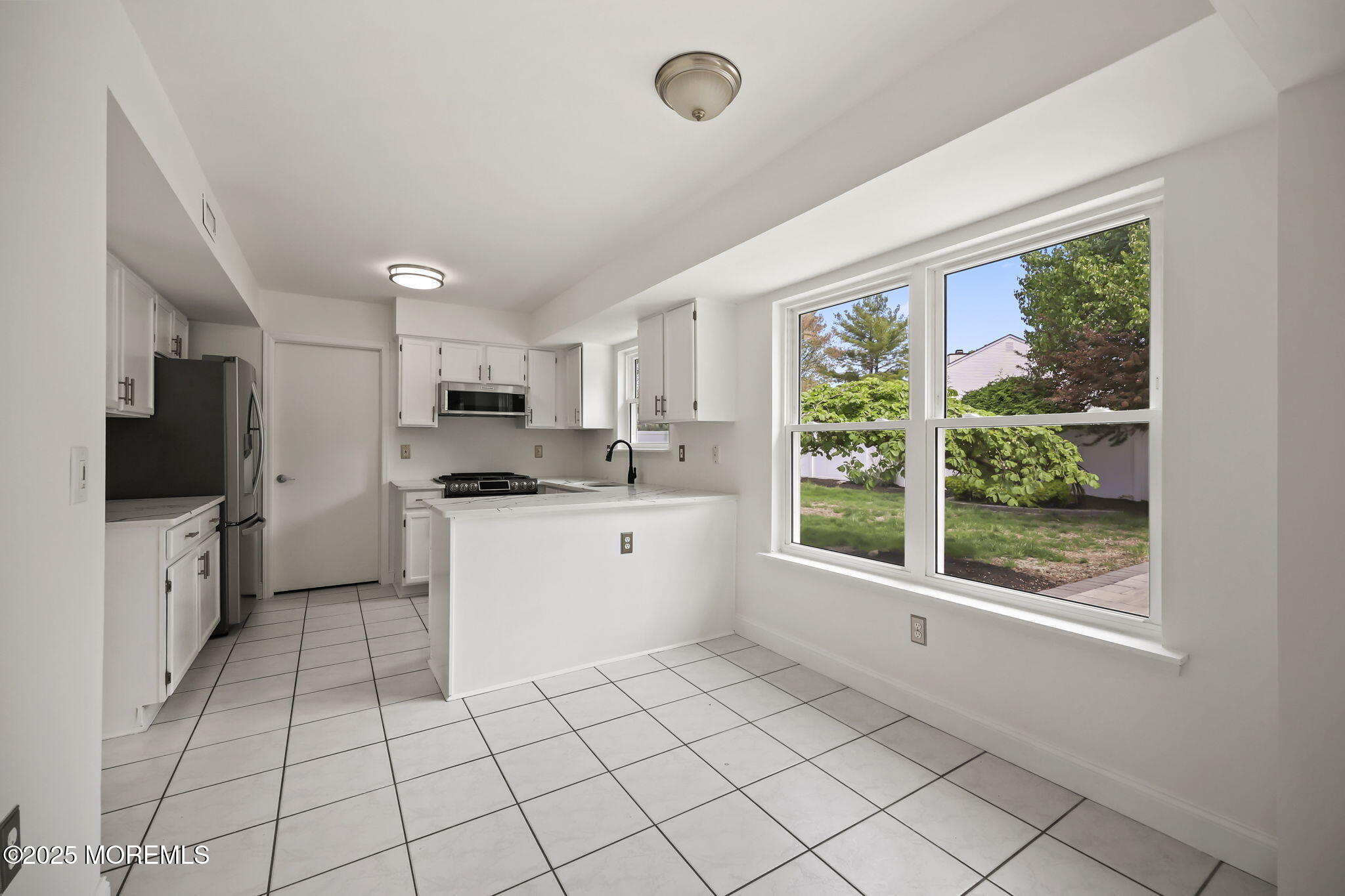 29 Silverbrooke Circle, Howell, New Jersey image 7
