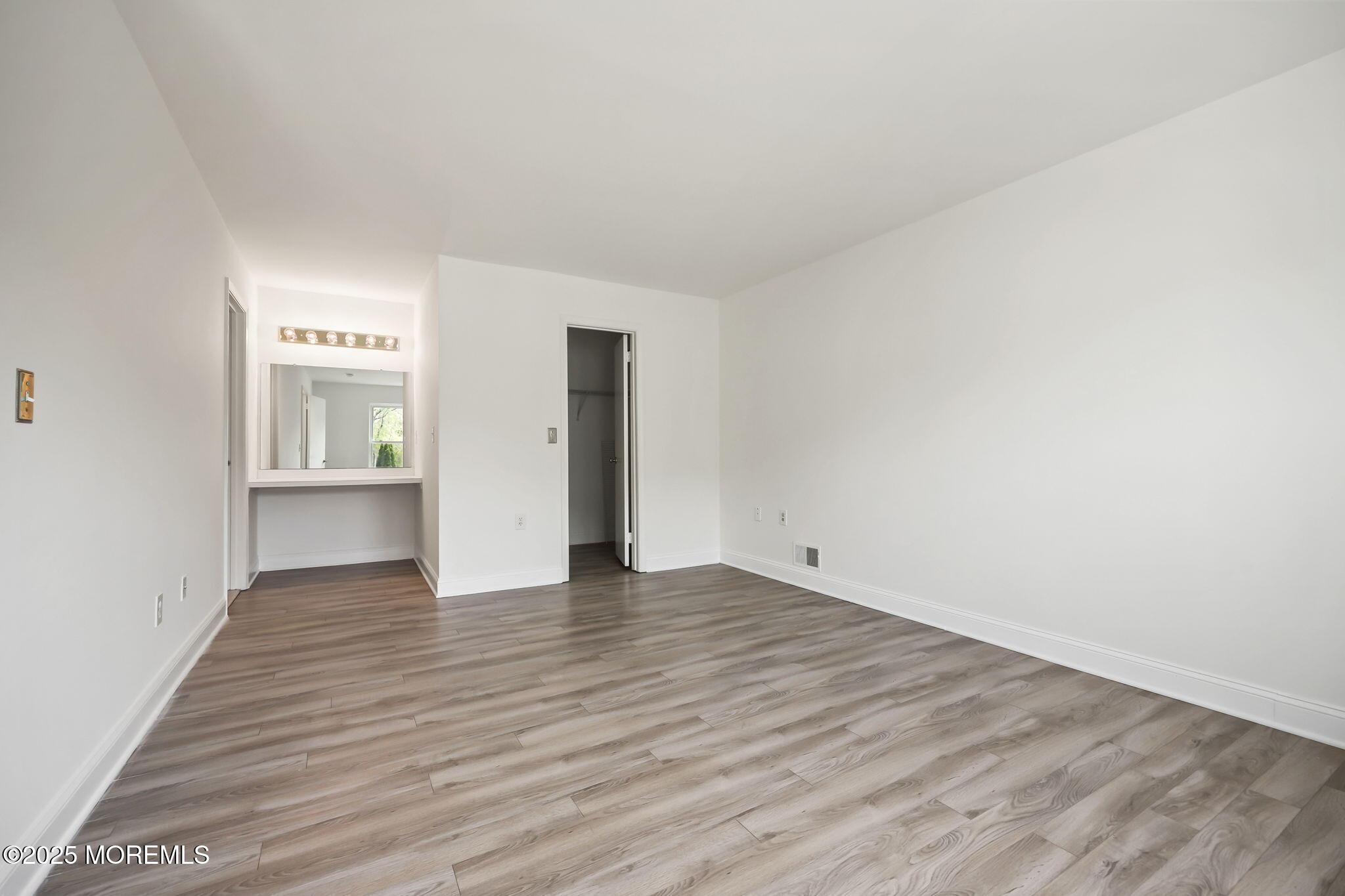 29 Silverbrooke Circle, Howell, New Jersey image 19