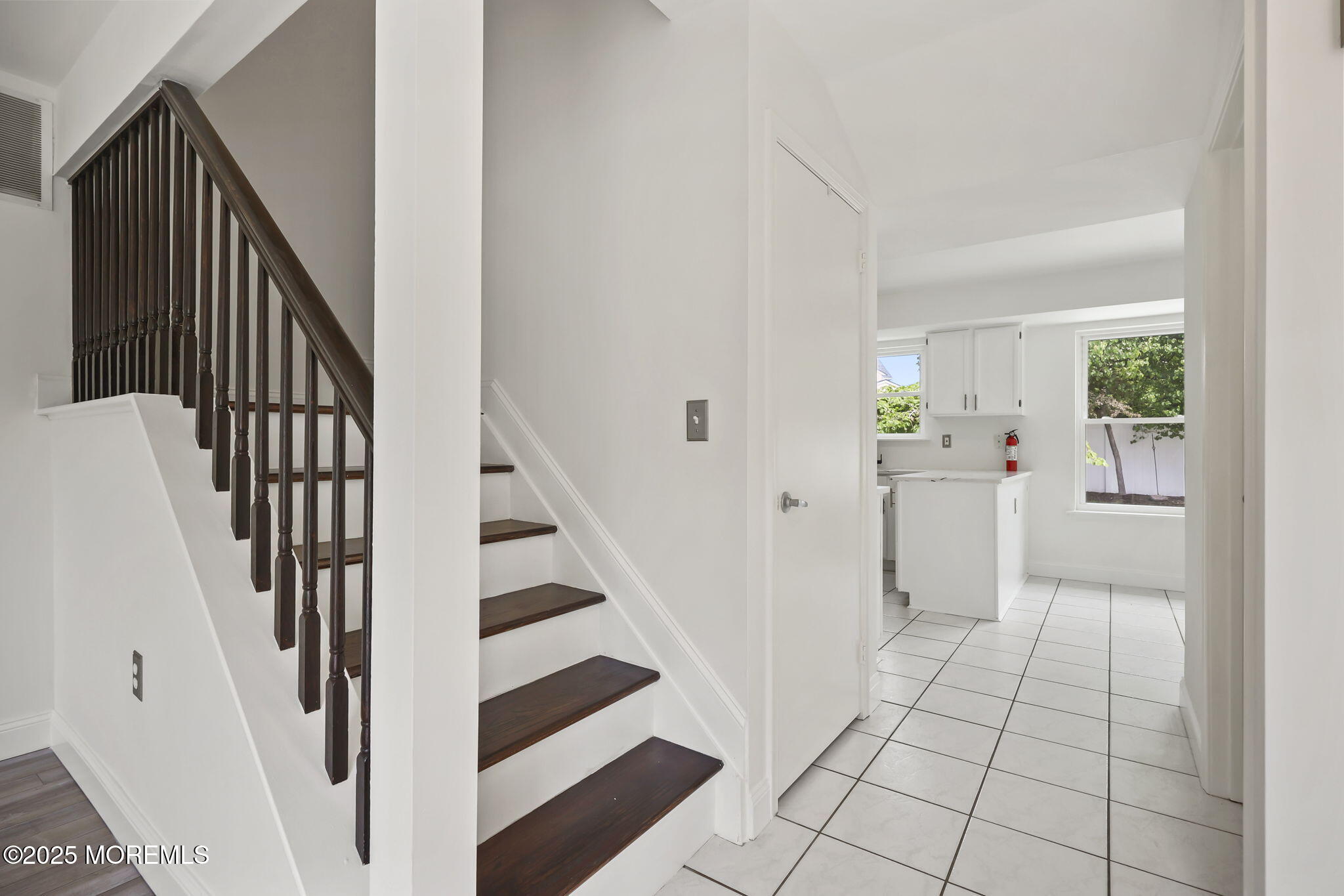 29 Silverbrooke Circle, Howell, New Jersey image 6