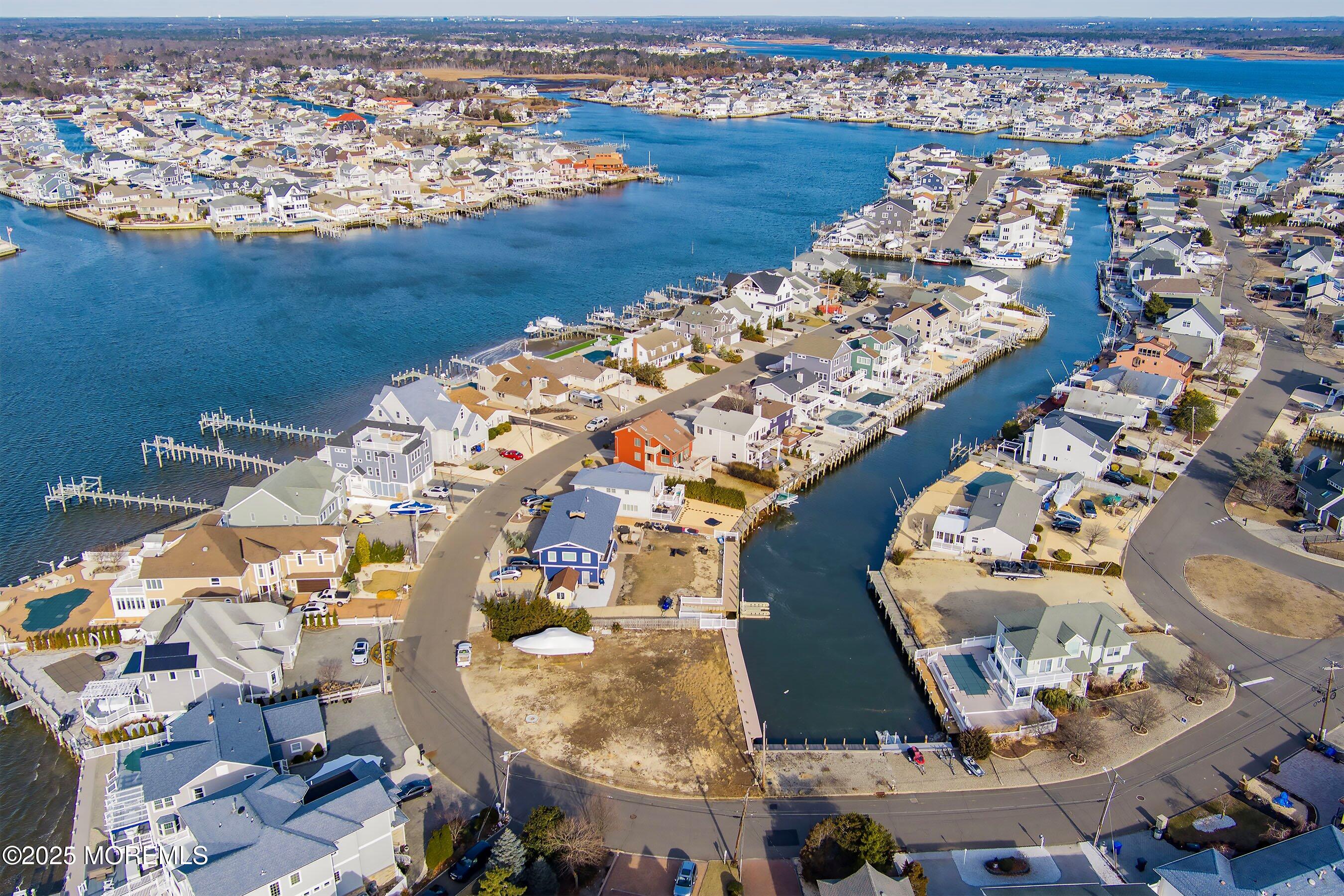 538 Bayview Drive, Toms River, New Jersey image 18
