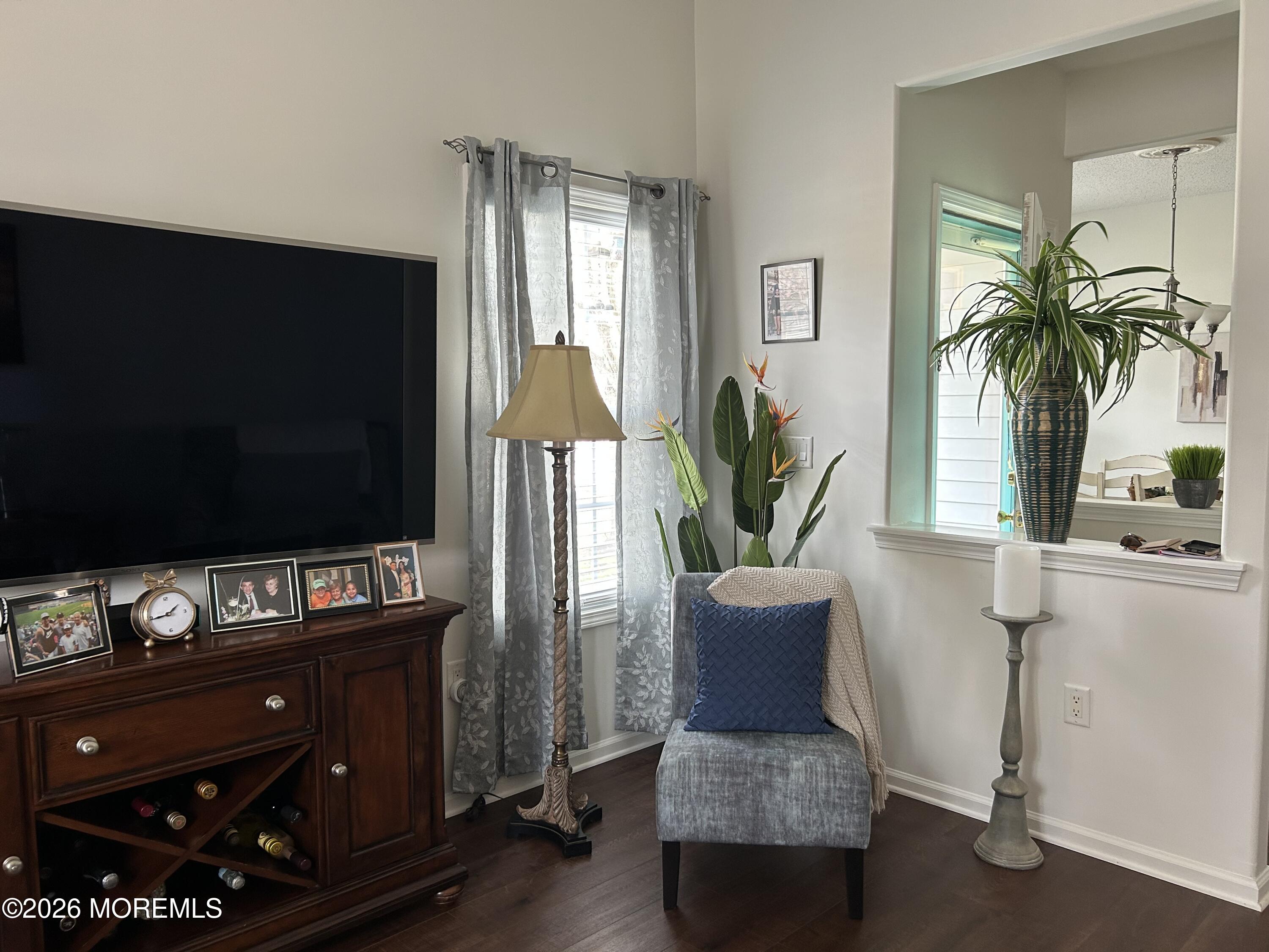 48 Riva Boulevard 2069