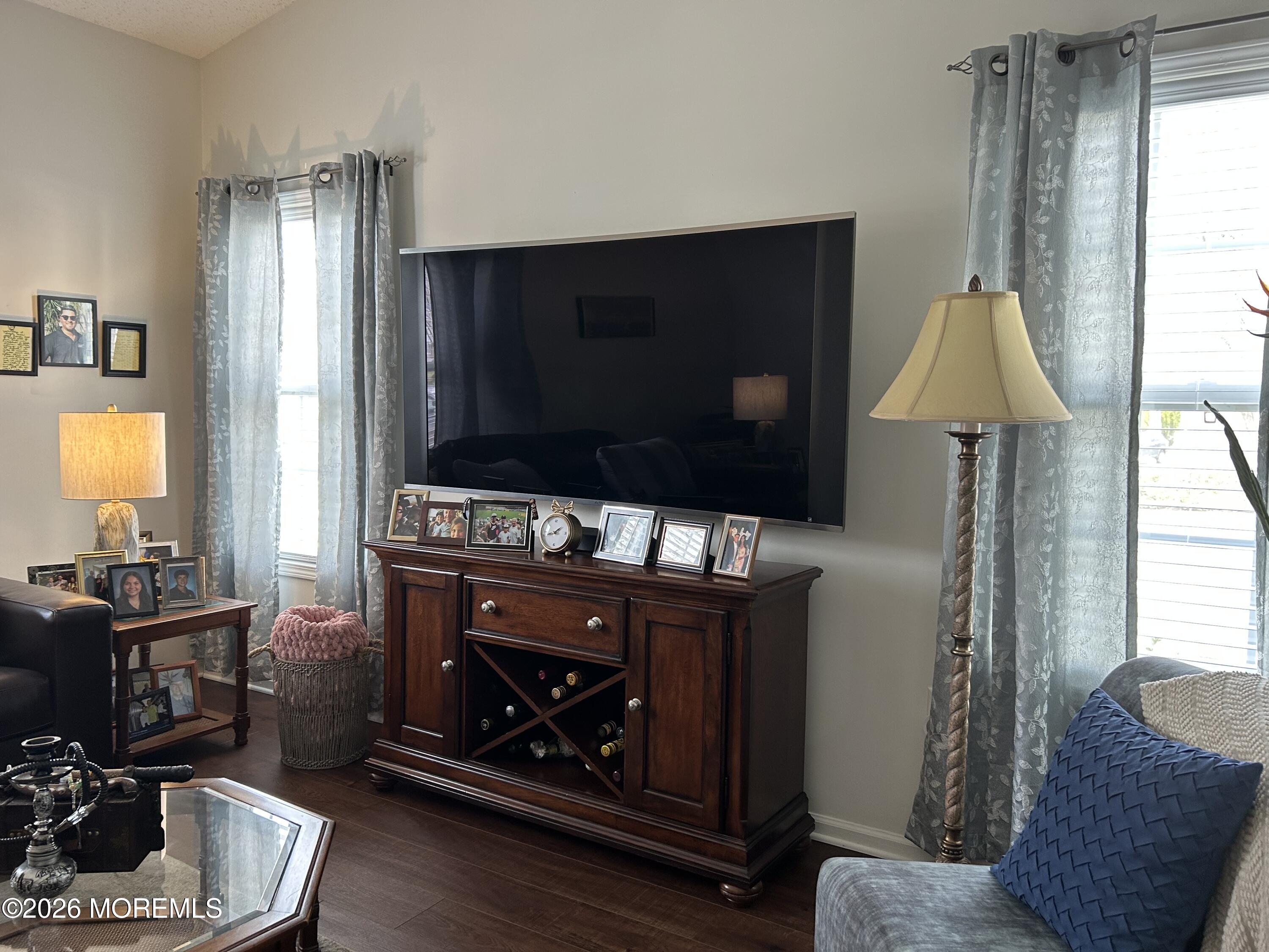 48 Riva Boulevard 2069