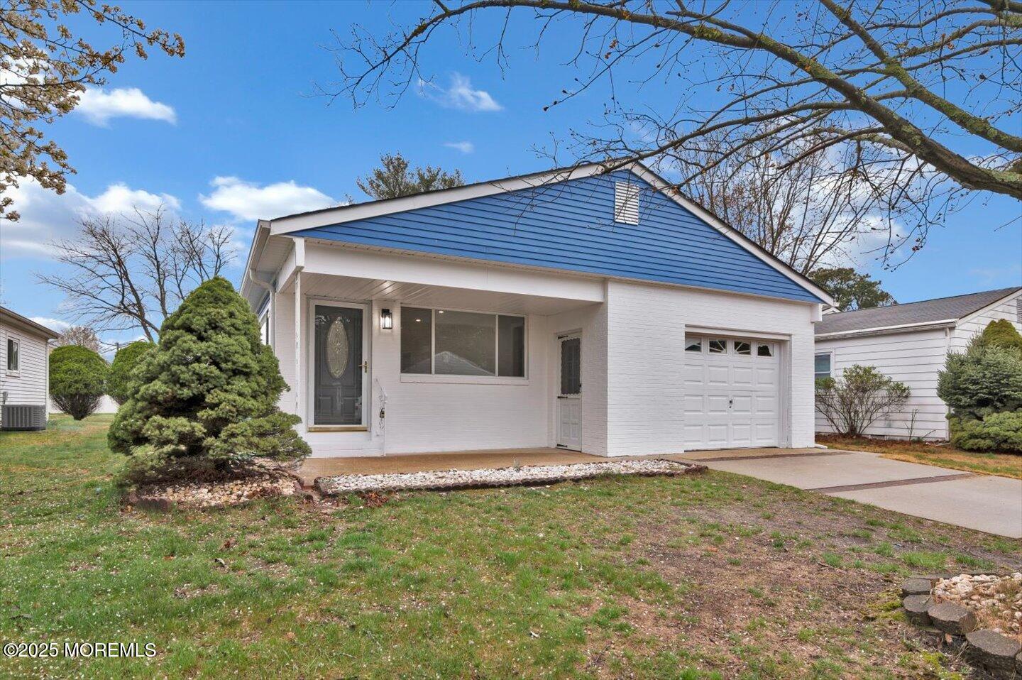 101 Torrey Pines Drive, Toms River, New Jersey image 5