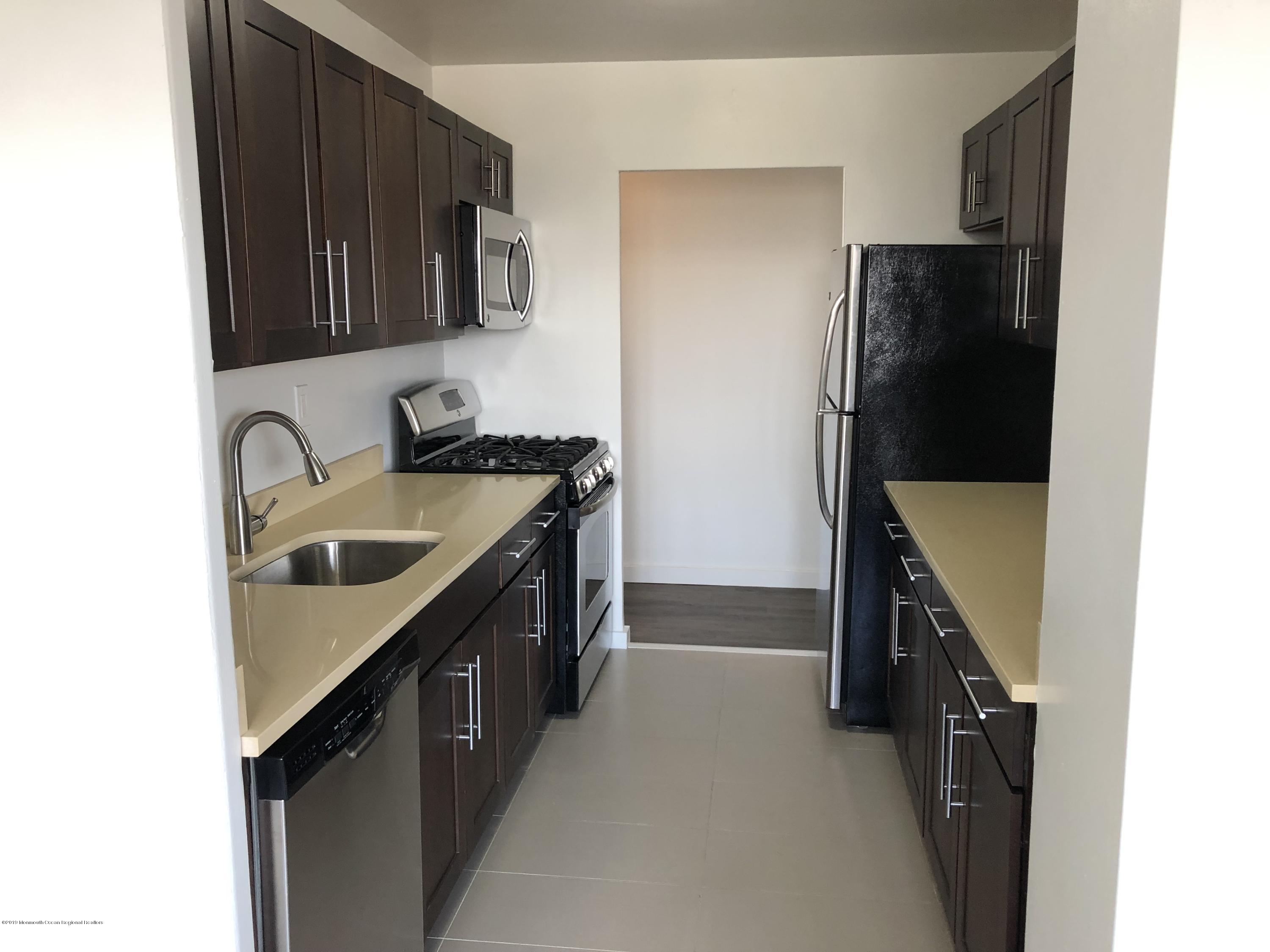 10 Ocean Boulevard 2D