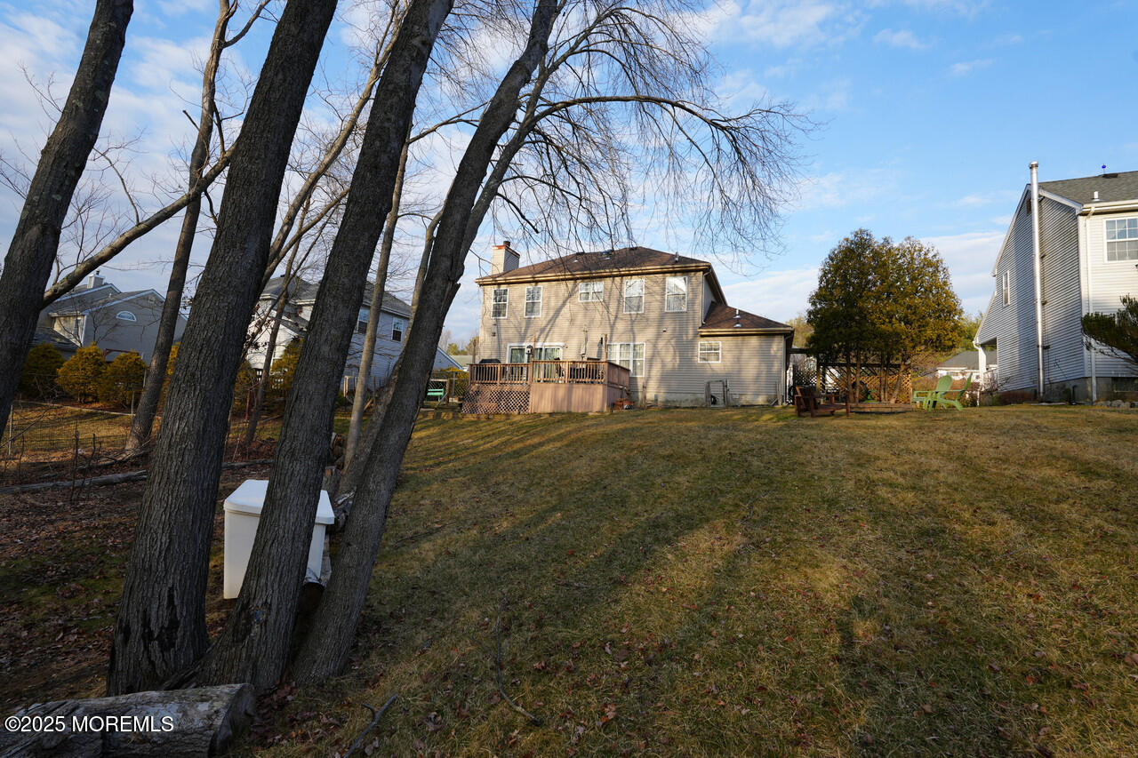 10 Enclosure Drive, Morganville, New Jersey image 33