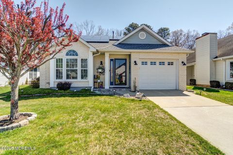 Photo of 1671 Lacebark Court, Toms River, NJ 08755 (MLS # 22610046)