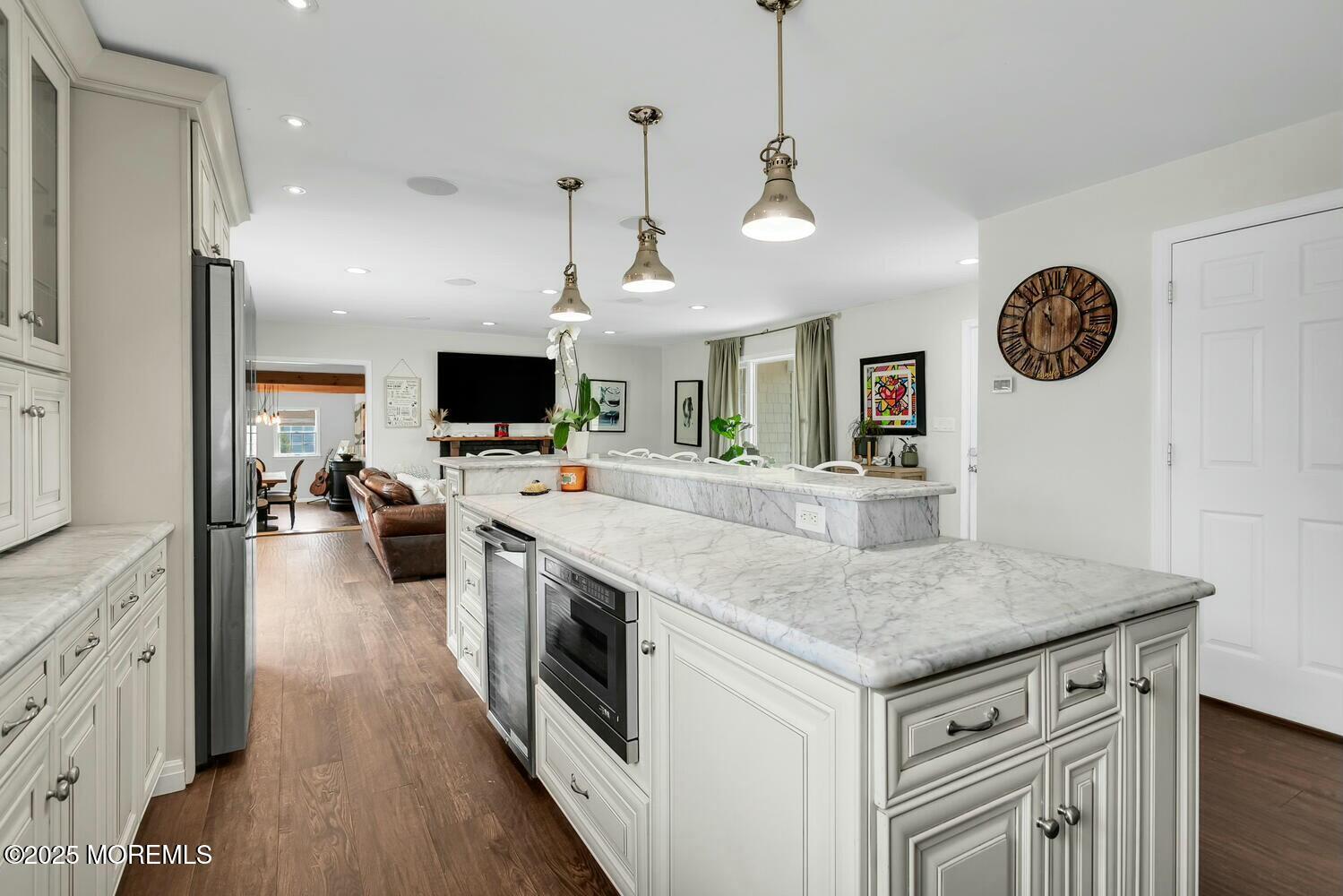 27 Carlton Drive, Tinton Falls, New Jersey image 6