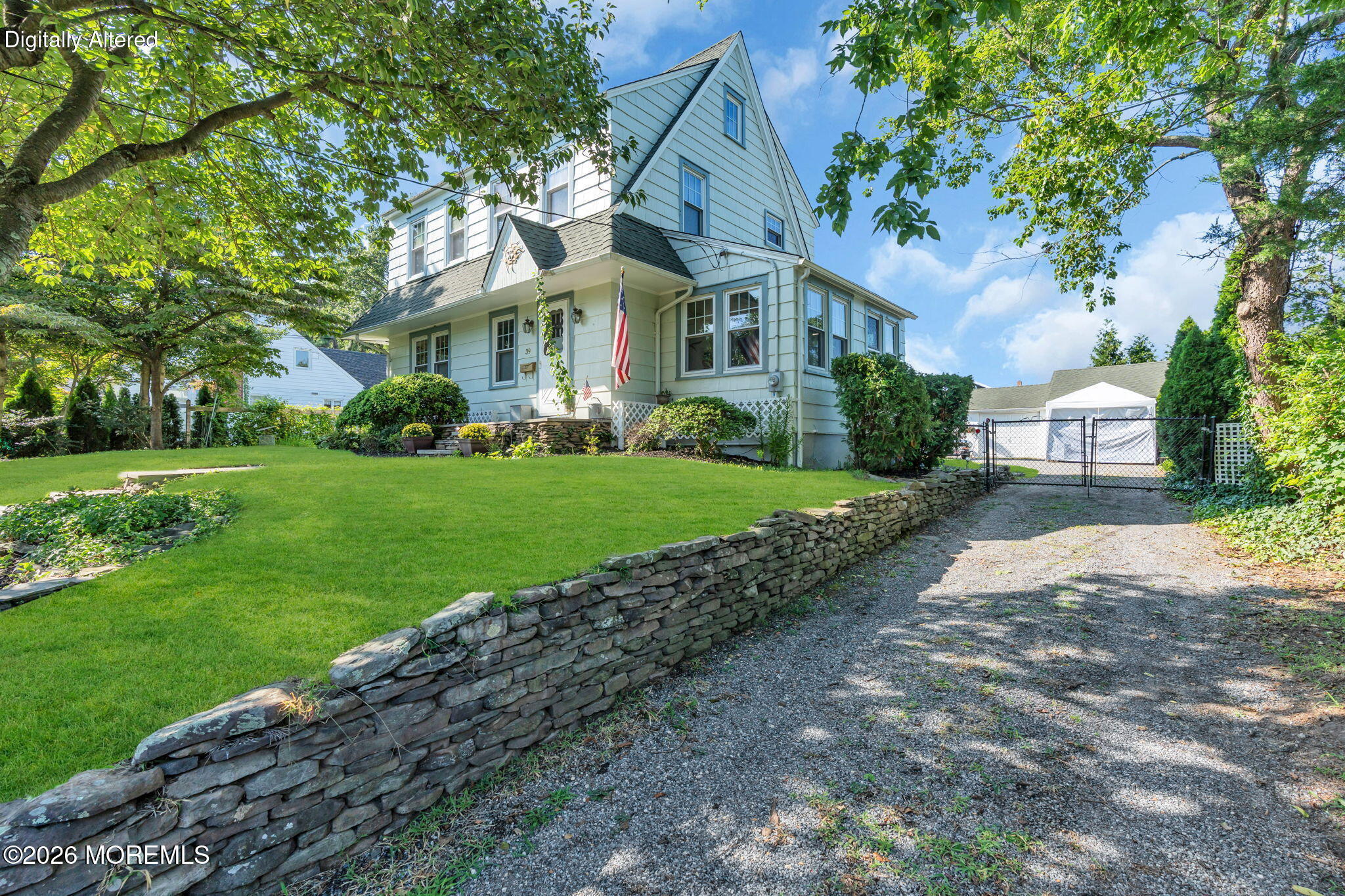 39 Highland Avenue