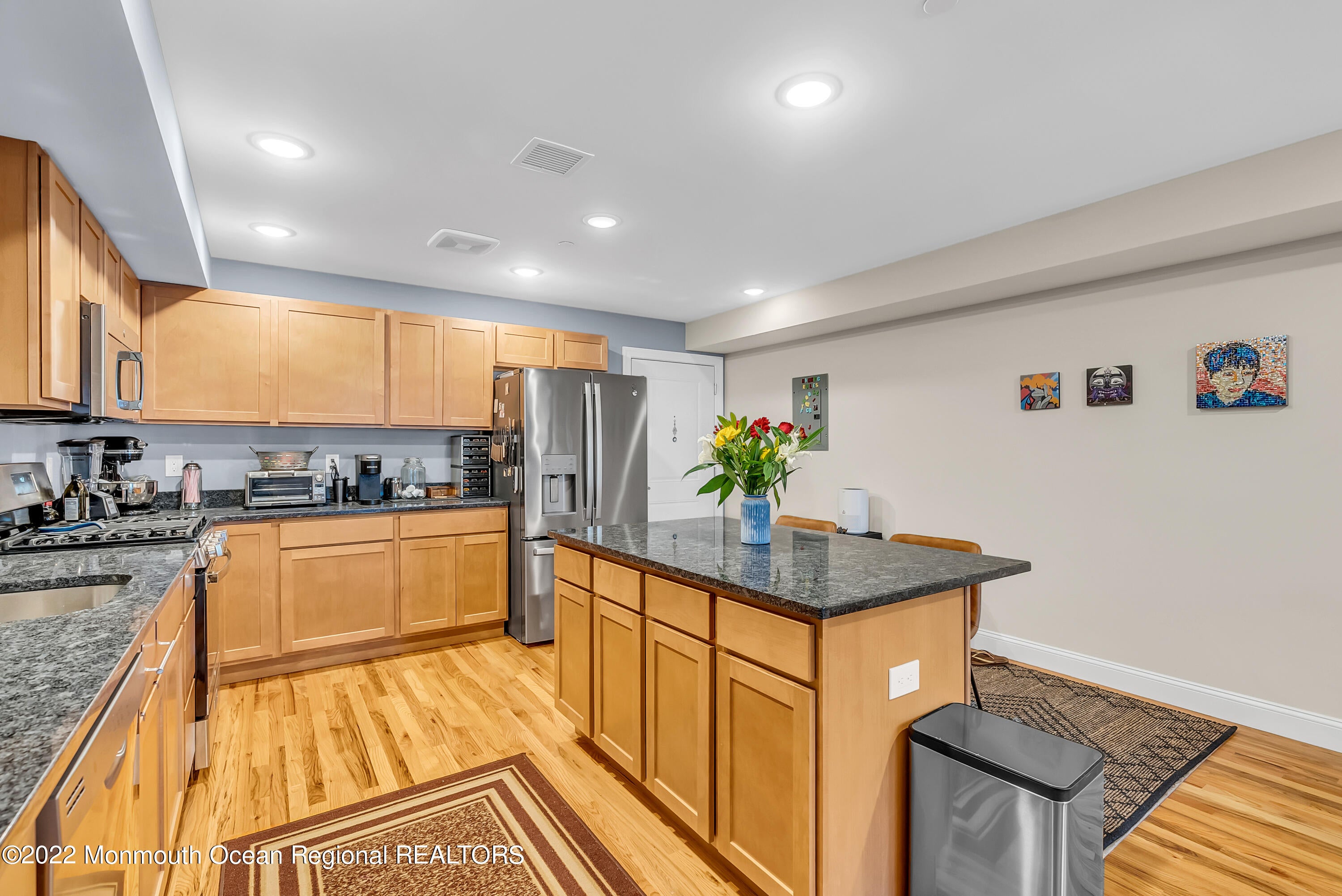 48 1st Avenue 44