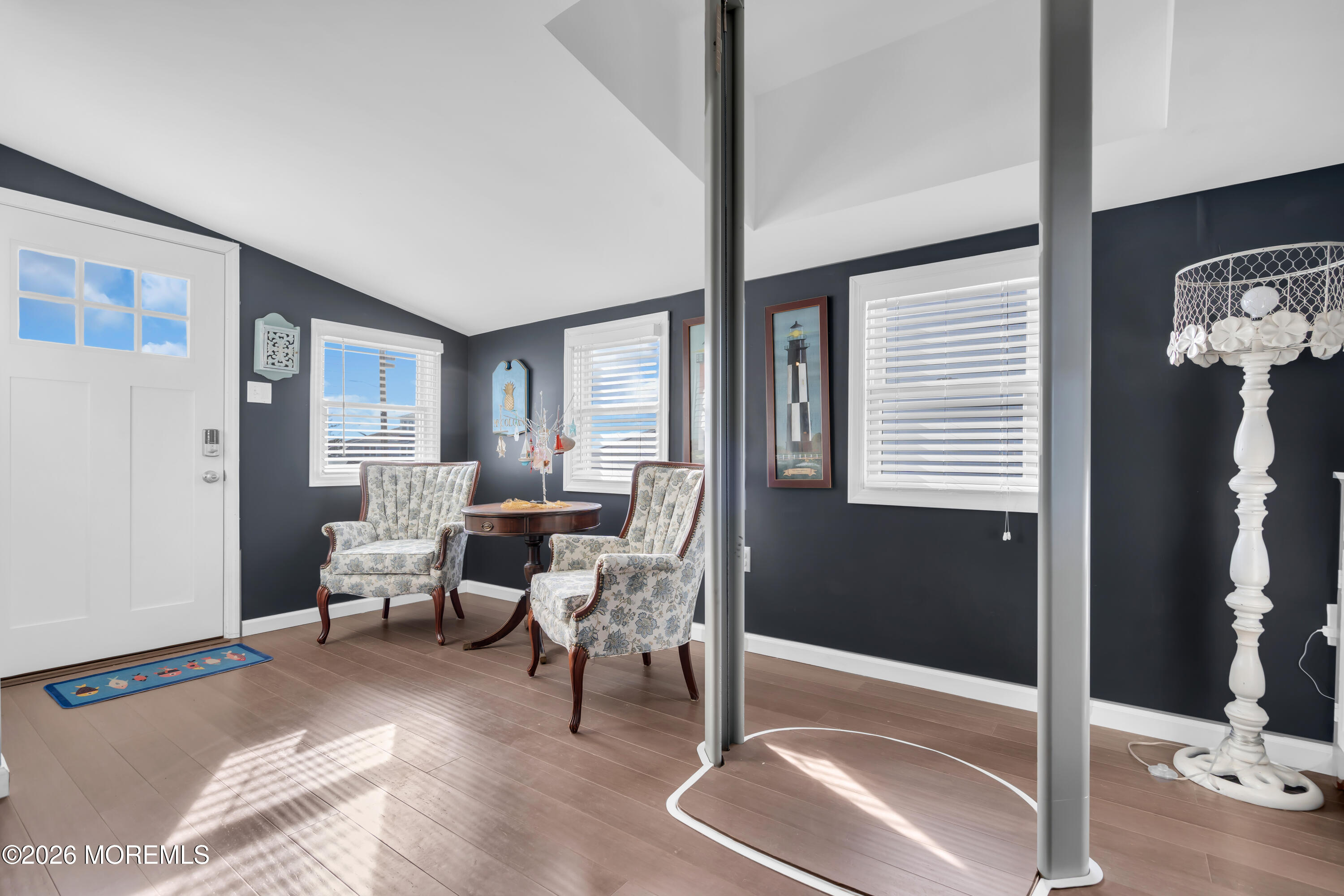 728 Twin Lakes Boulevard