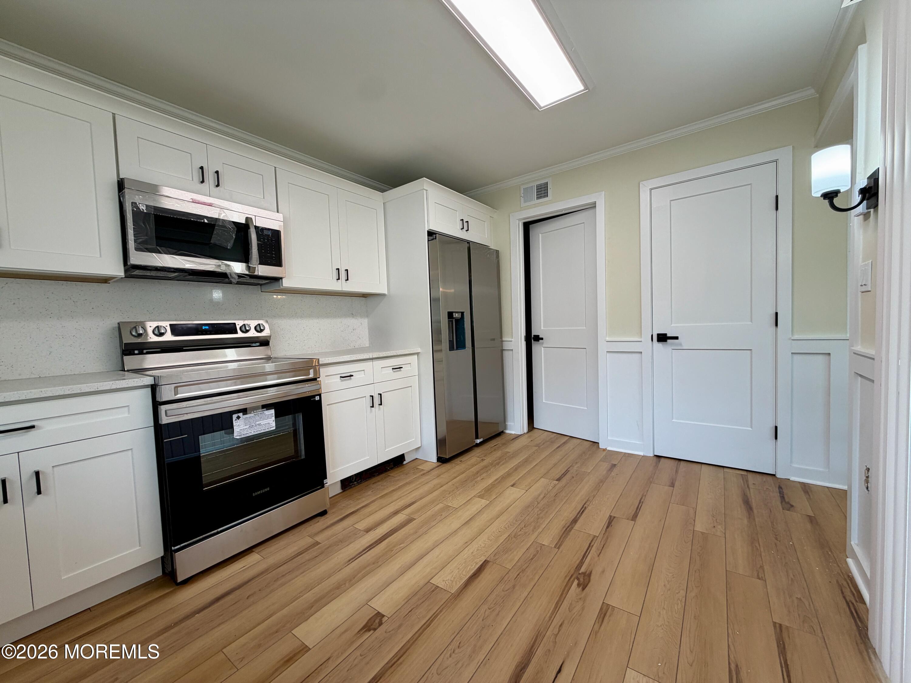 539A Warwick Court