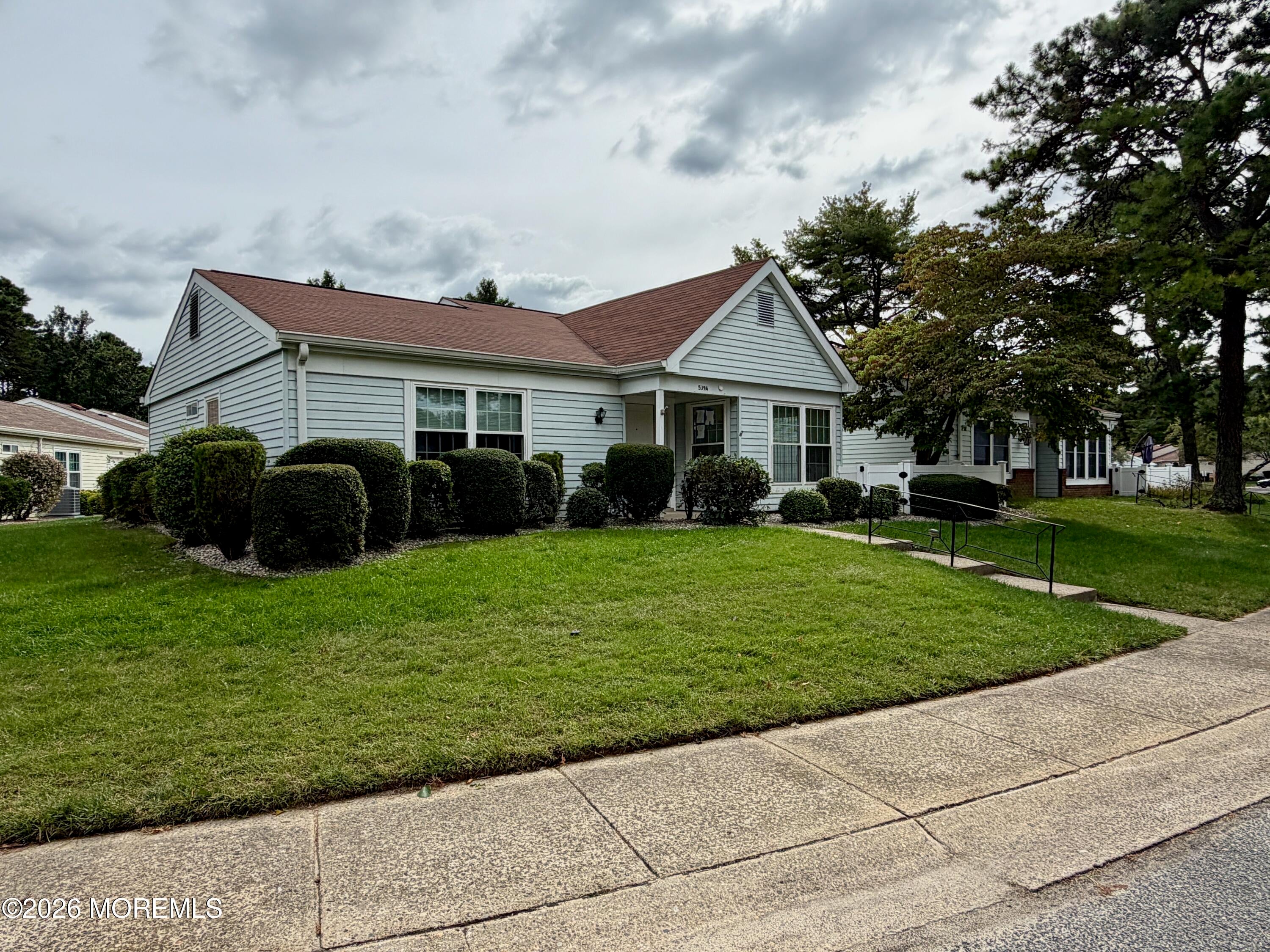 539A Warwick Court