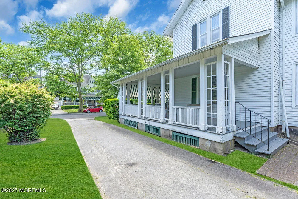 Spring Lake, New Jersey 07762, United States, 6 Bedrooms Bedrooms, ,4 BathroomsBathrooms,Residential,Active,133695