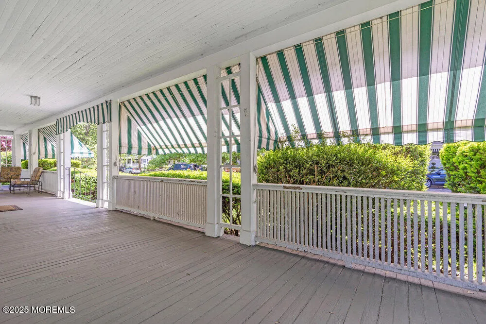 Spring Lake, New Jersey 07762, United States, 6 Bedrooms Bedrooms, ,4 BathroomsBathrooms,Residential,Active,133695