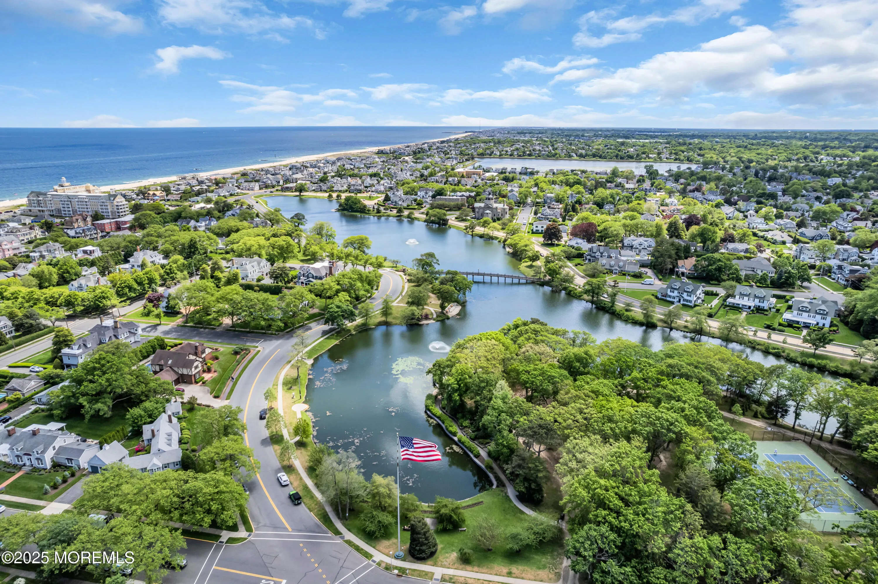 Spring Lake, New Jersey 07762, United States, 6 Bedrooms Bedrooms, ,4 BathroomsBathrooms,Residential,Active,133695