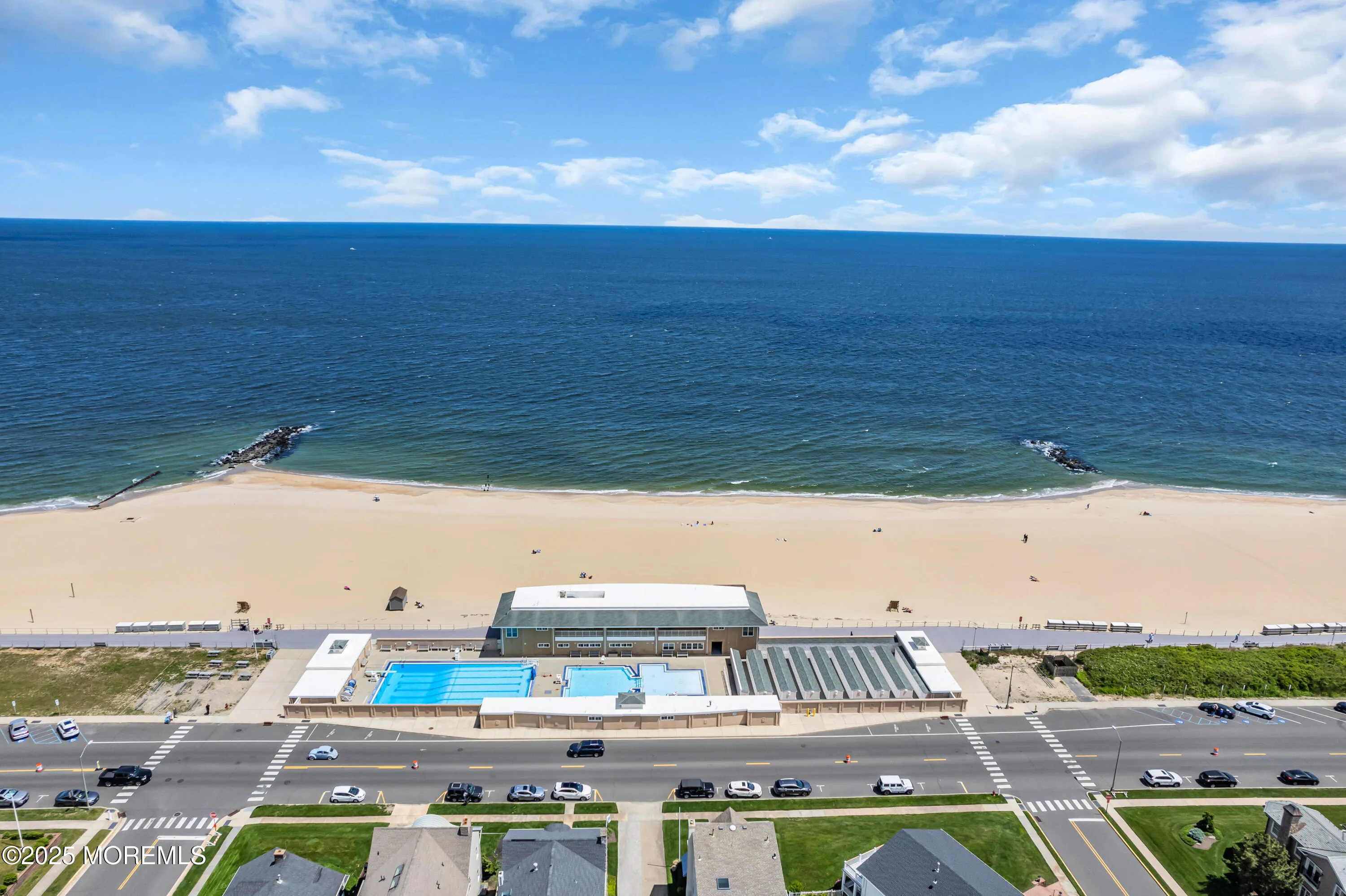 Spring Lake, New Jersey 07762, United States, 6 Bedrooms Bedrooms, ,4 BathroomsBathrooms,Residential,Active,133695