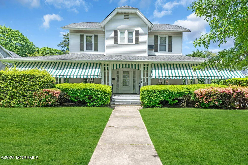 Spring Lake, New Jersey 07762, United States, 6 Bedrooms Bedrooms, ,4 BathroomsBathrooms,Residential,Active,133695