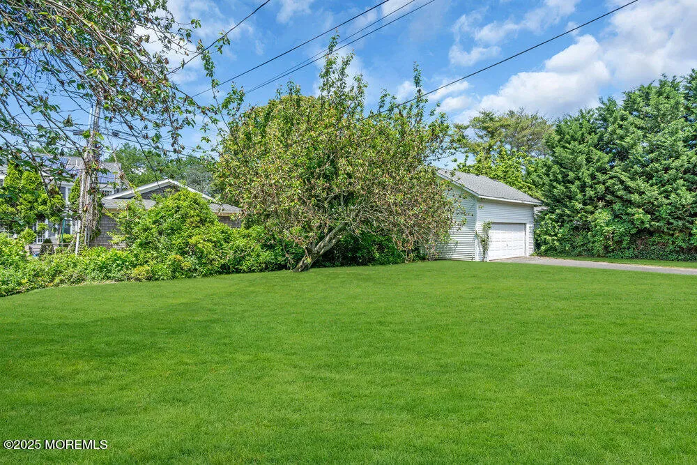 Spring Lake, New Jersey 07762, United States, 6 Bedrooms Bedrooms, ,4 BathroomsBathrooms,Residential,Active,133695