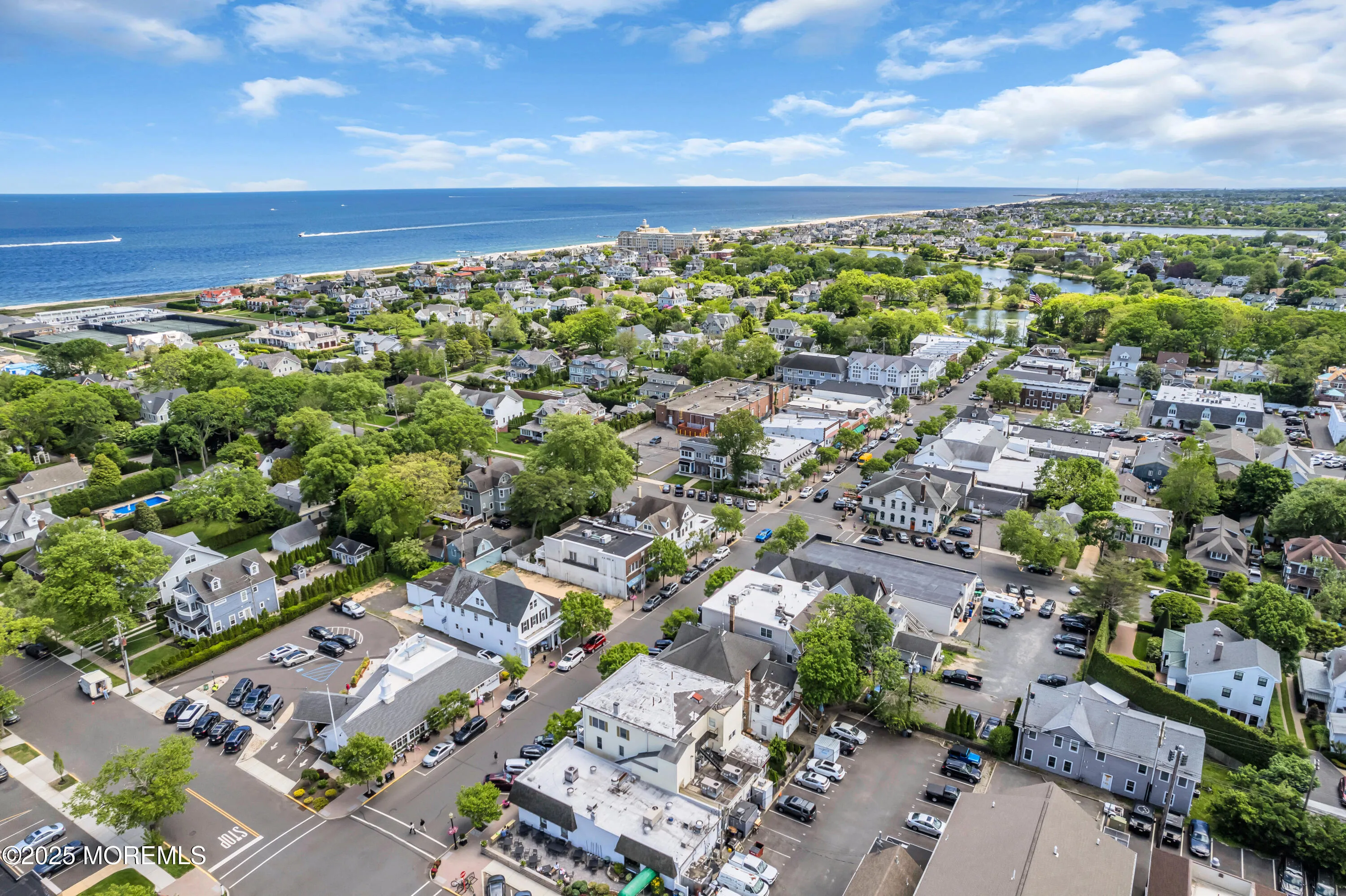 Spring Lake, New Jersey 07762, United States, 6 Bedrooms Bedrooms, ,4 BathroomsBathrooms,Residential,Active,133695