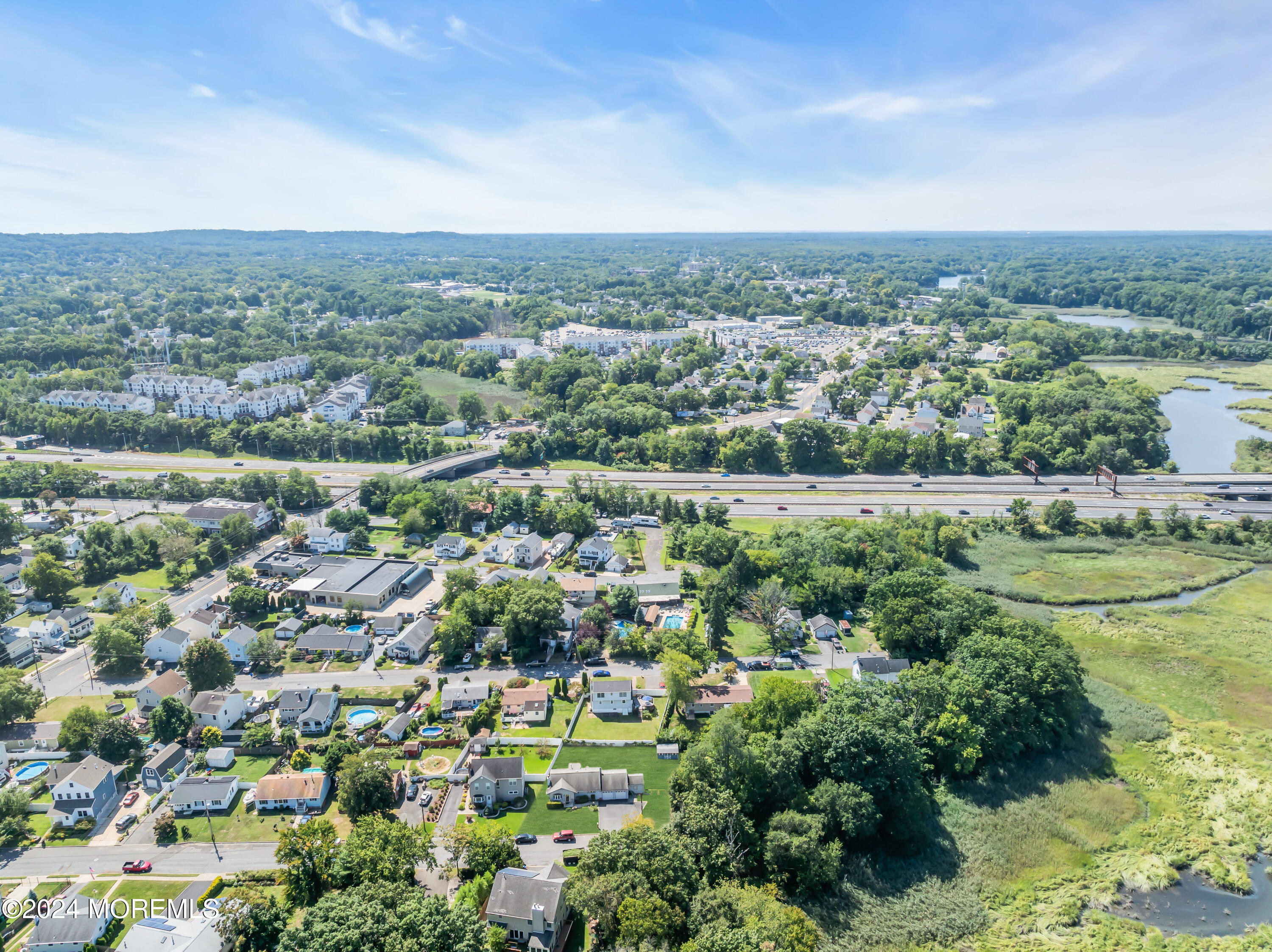 12 Oakshades Avenue, Aberdeen, New Jersey image 38