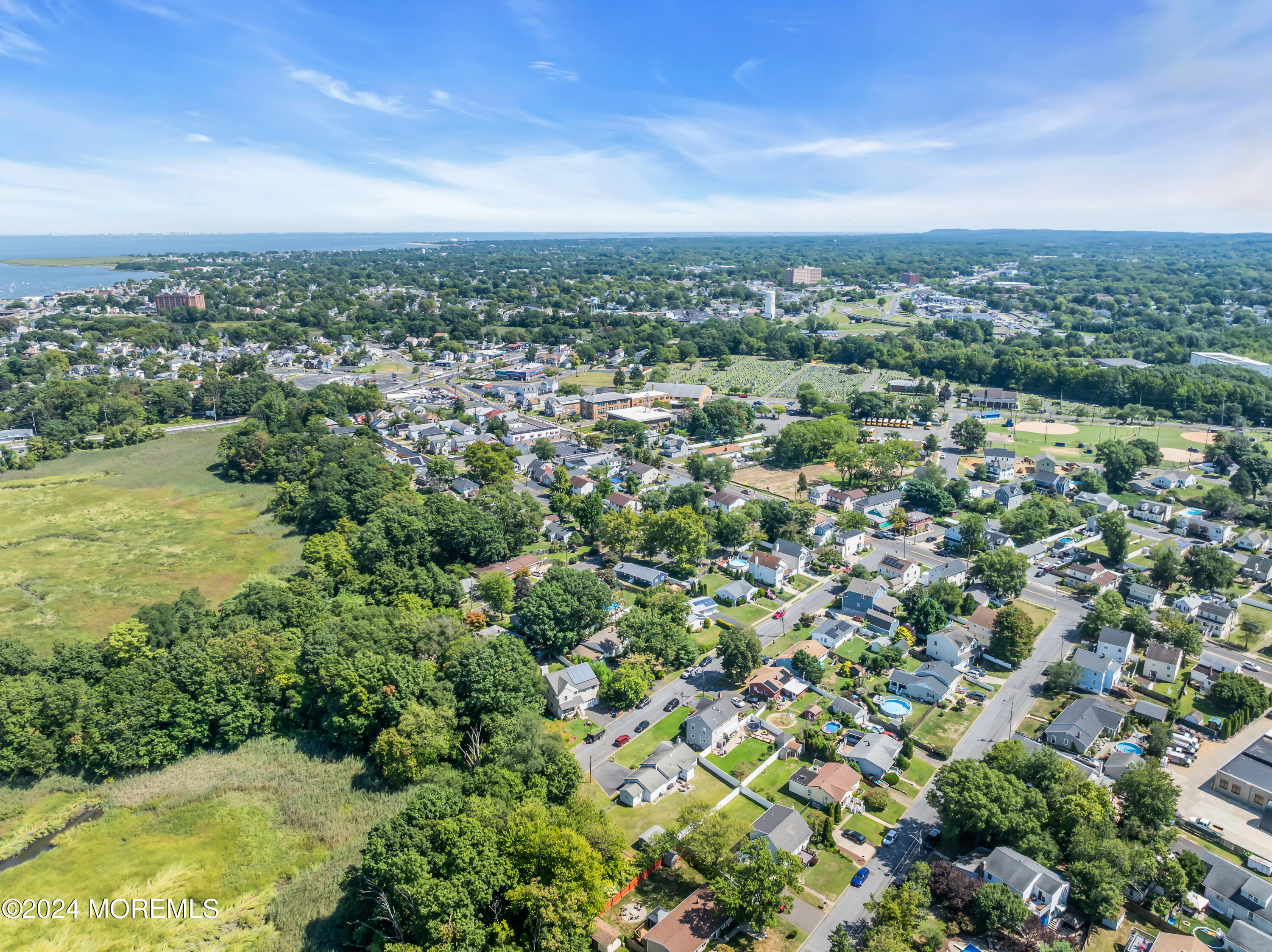 12 Oakshades Avenue, Aberdeen, New Jersey image 41