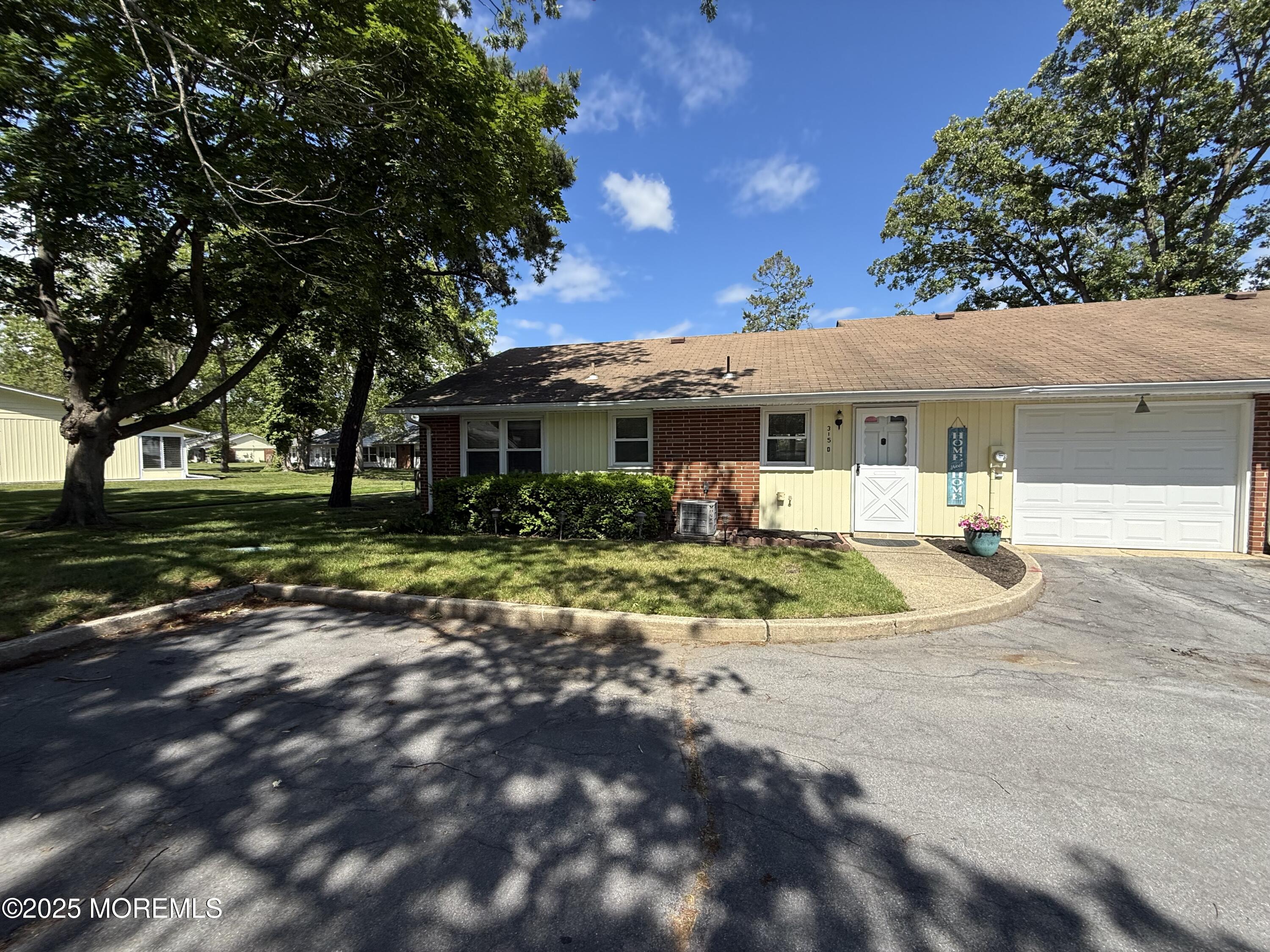 315d Coventry Court #D, Lakewood, New Jersey image 2