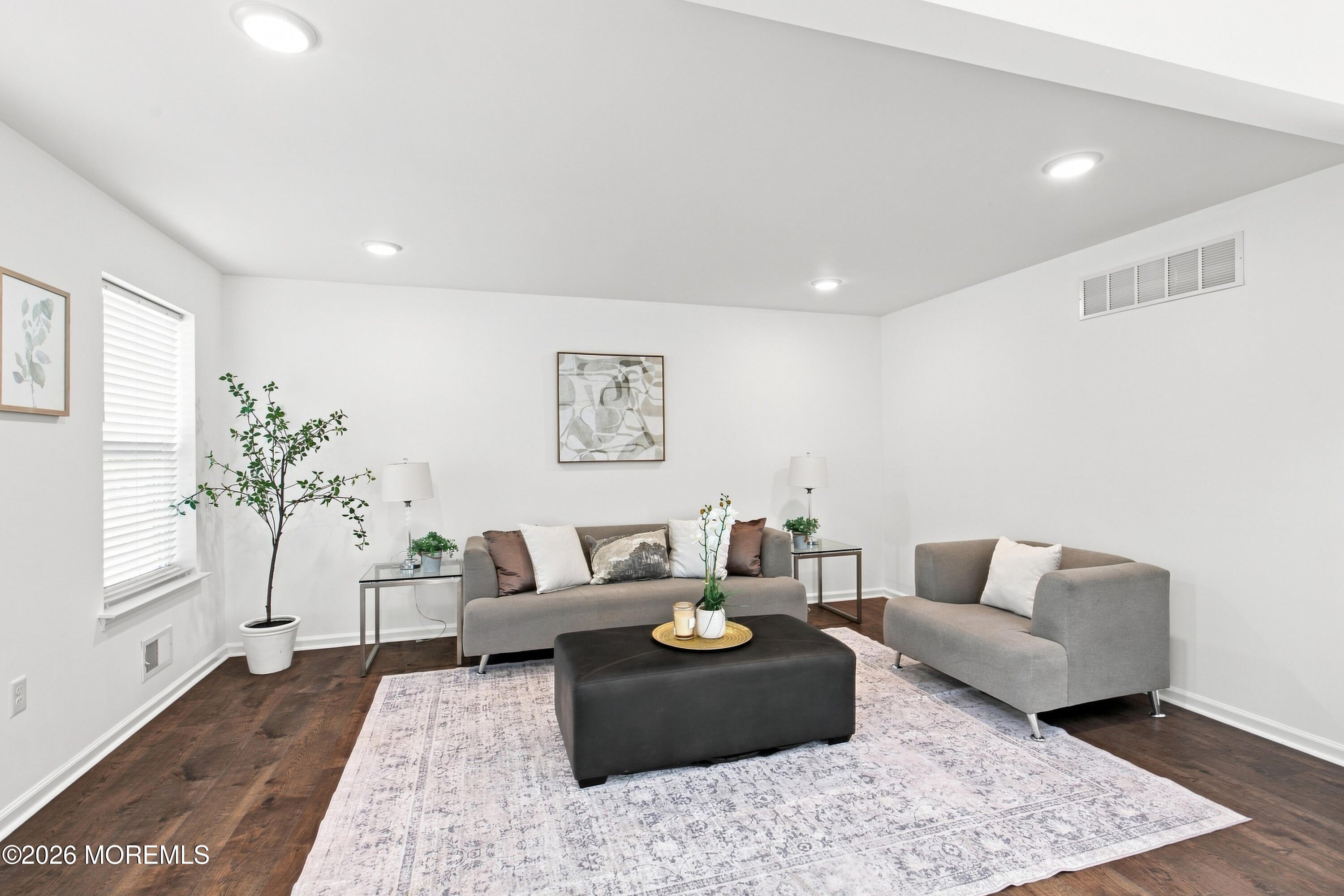 1501 Chester Avenue