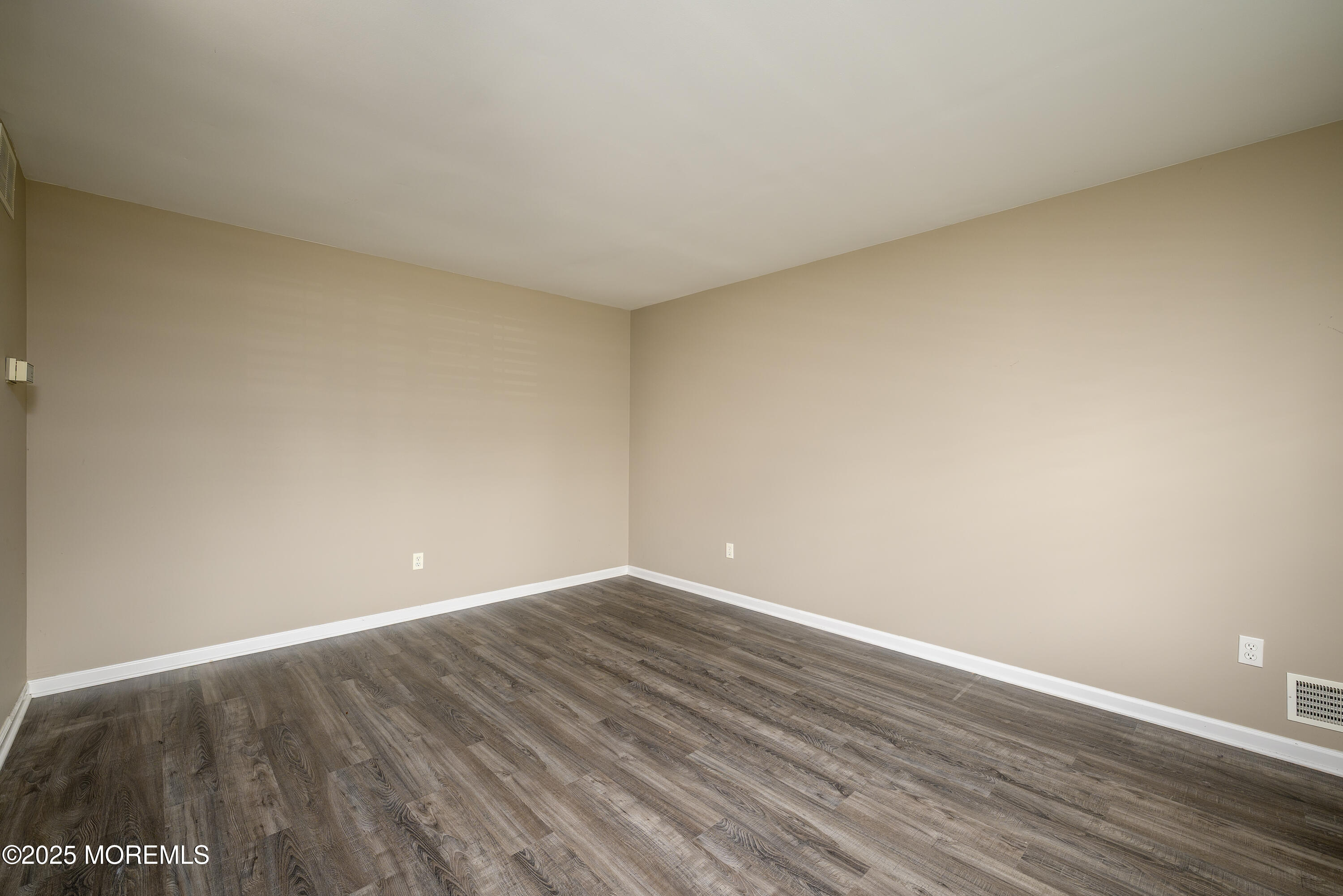 1663 Copperfield Lane, Toms River, New Jersey image 14