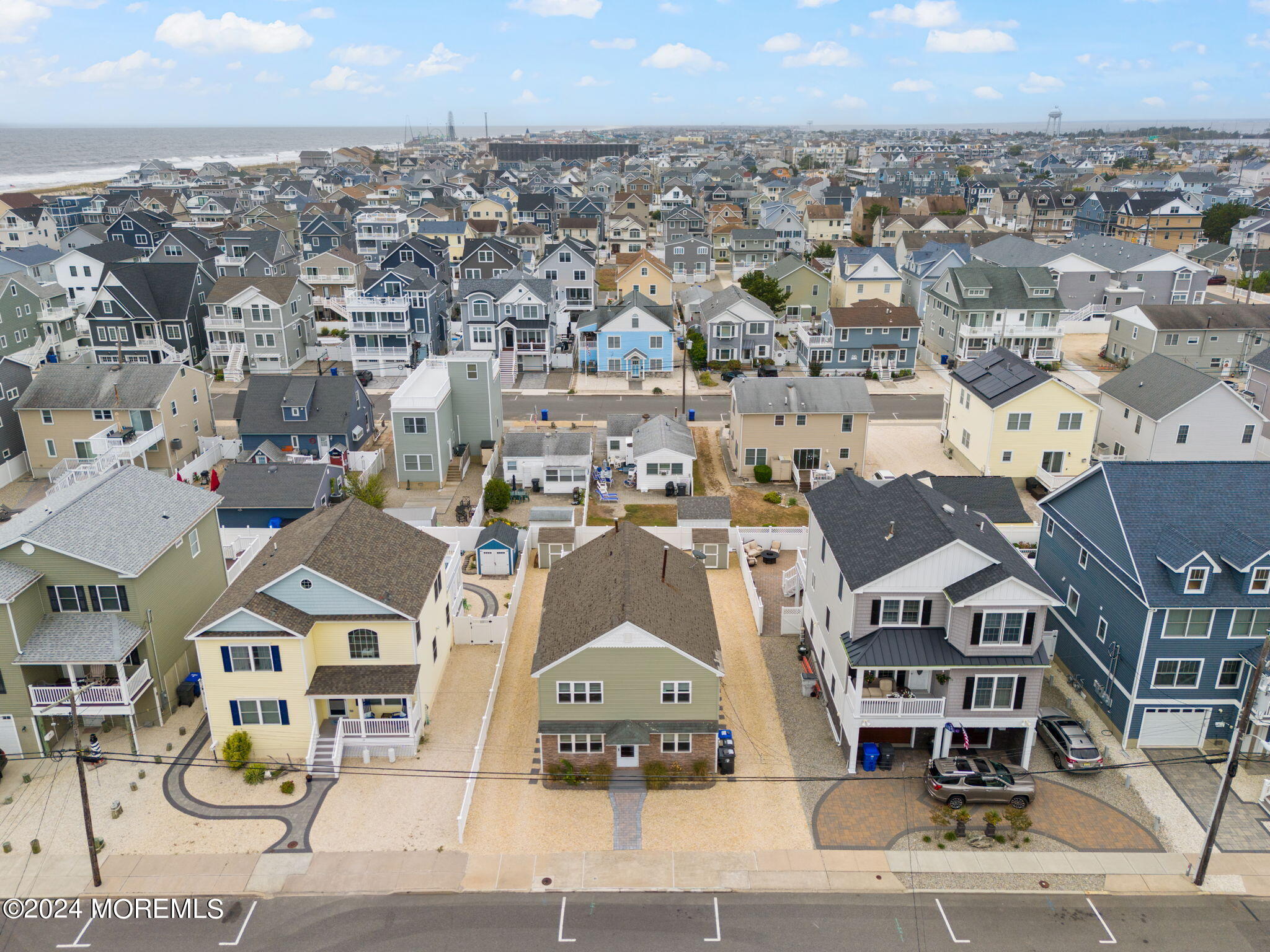 15 7th Avenue