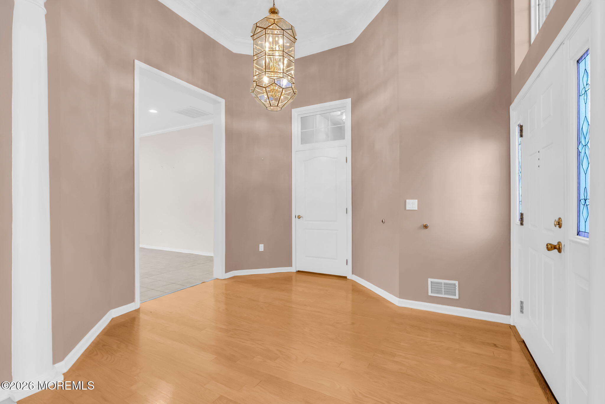 2568 Heathrow Lane