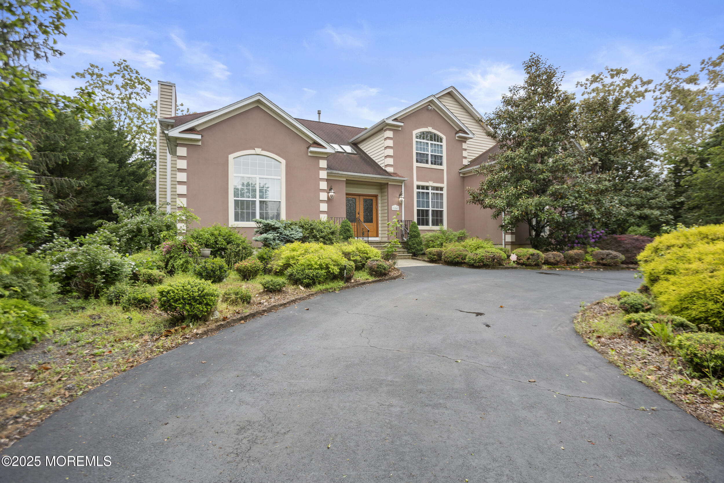 186 Riverwood Drive