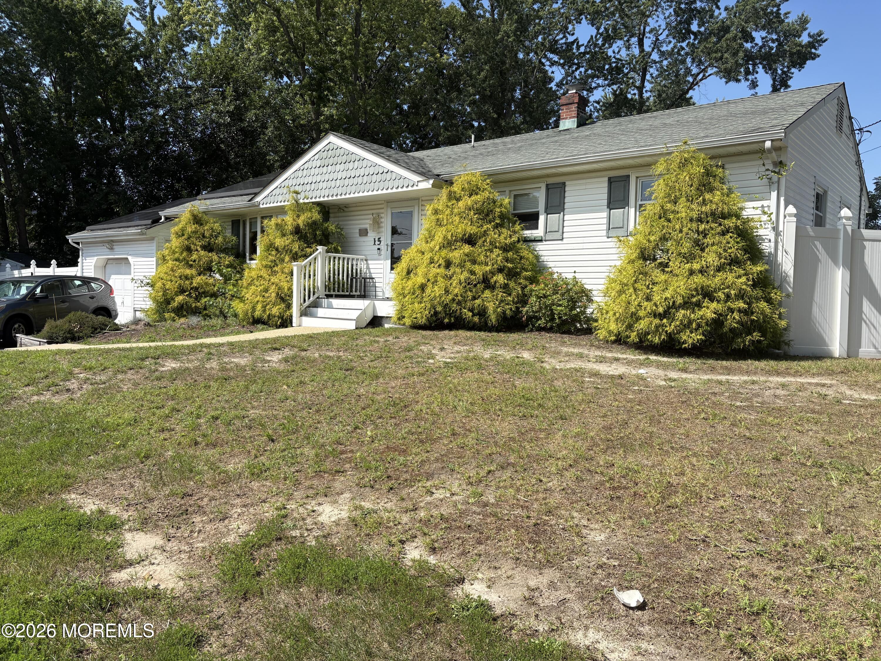 15 Lake Drive